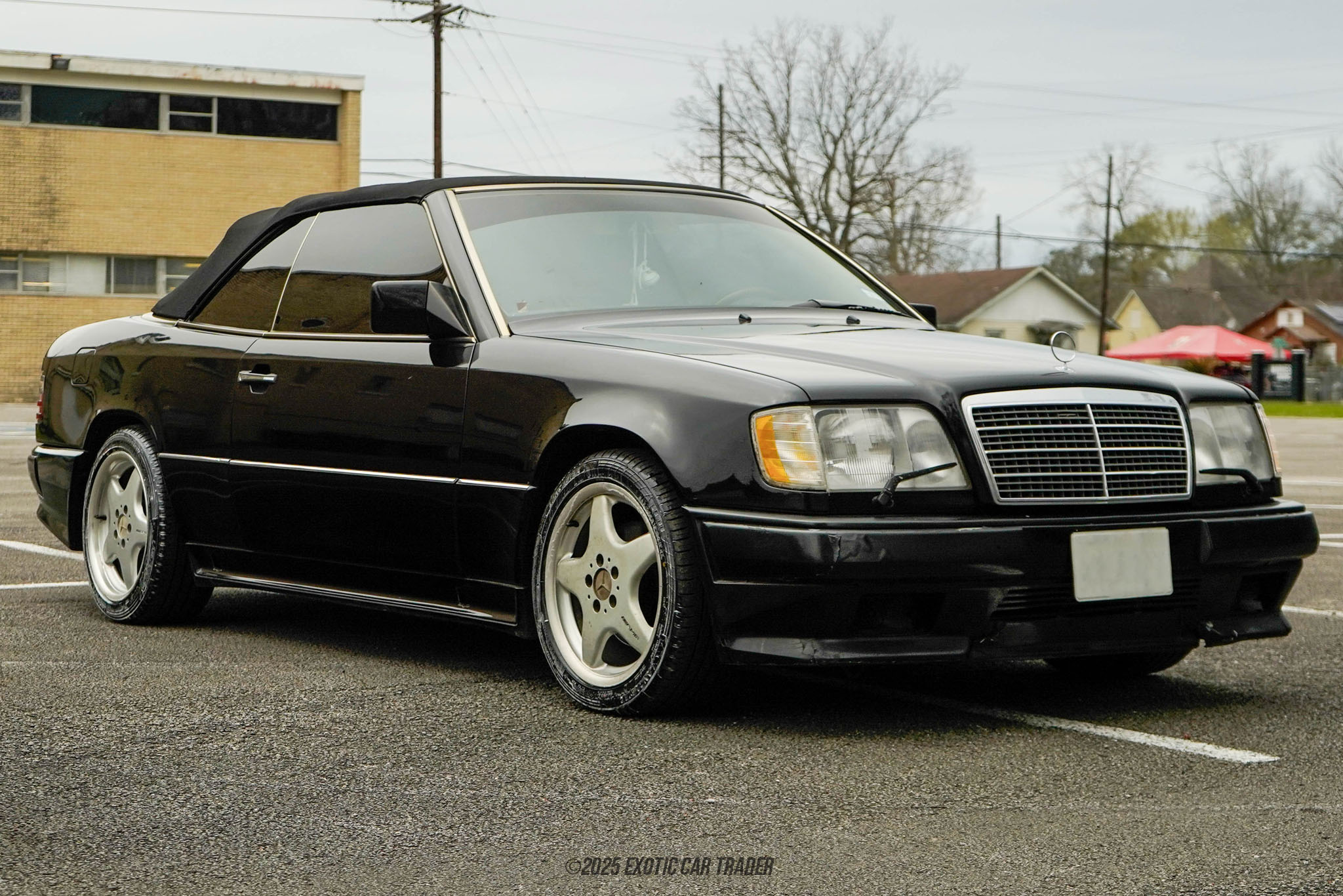 1994 Mercedes-Benz E320 - Overview Photo