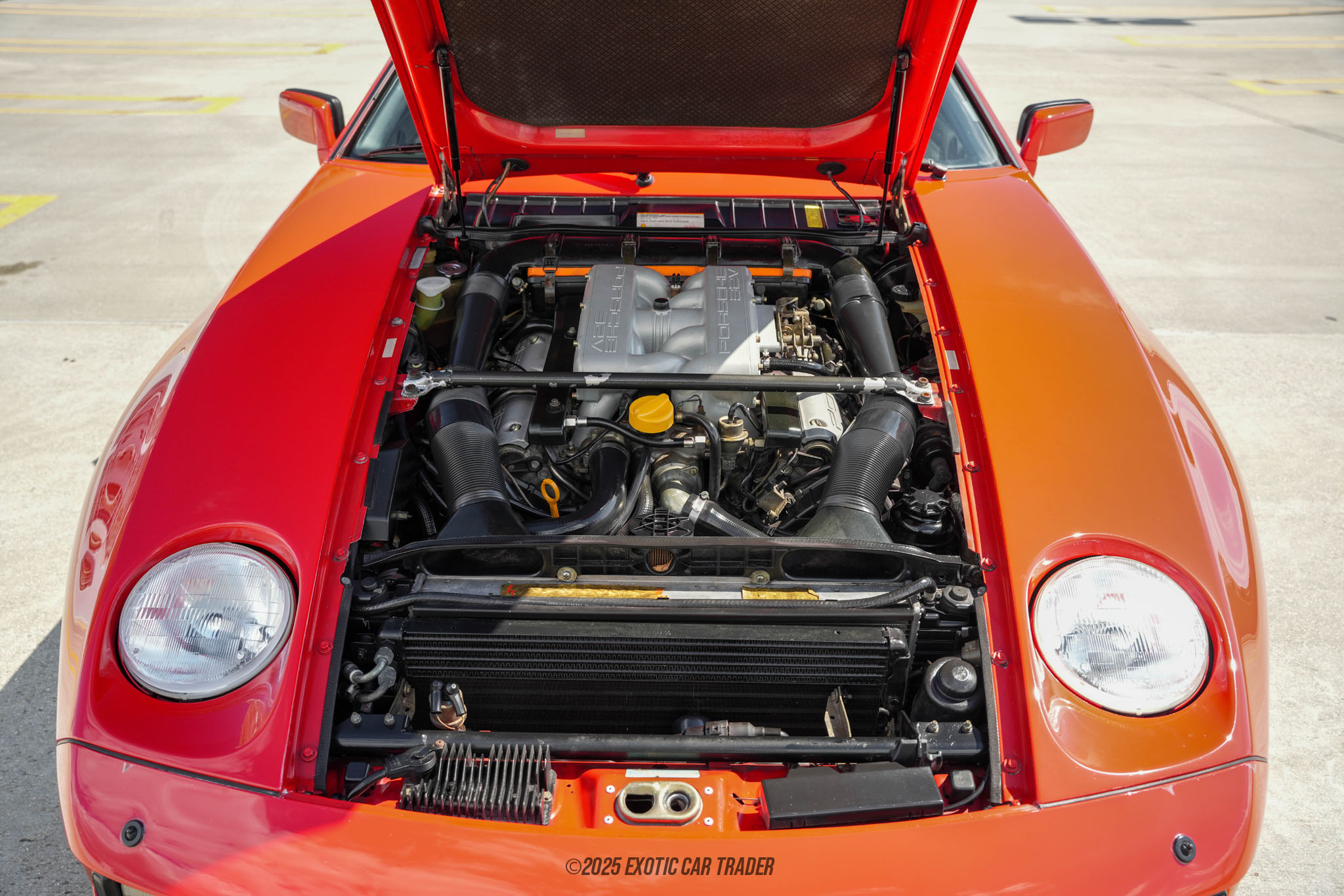 1988 Porsche 928 - Engine Photo