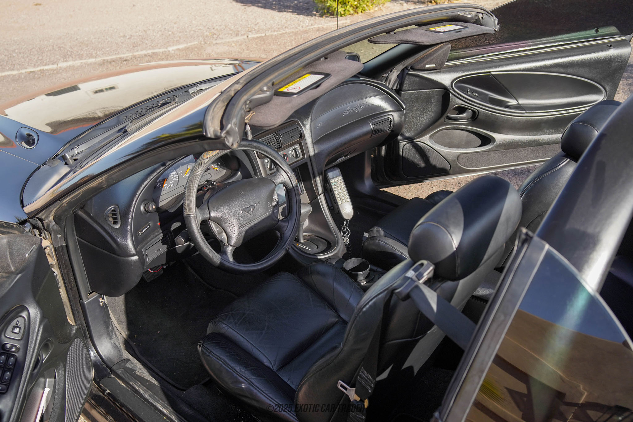 Ford Mustang Ford Mustang - Interior