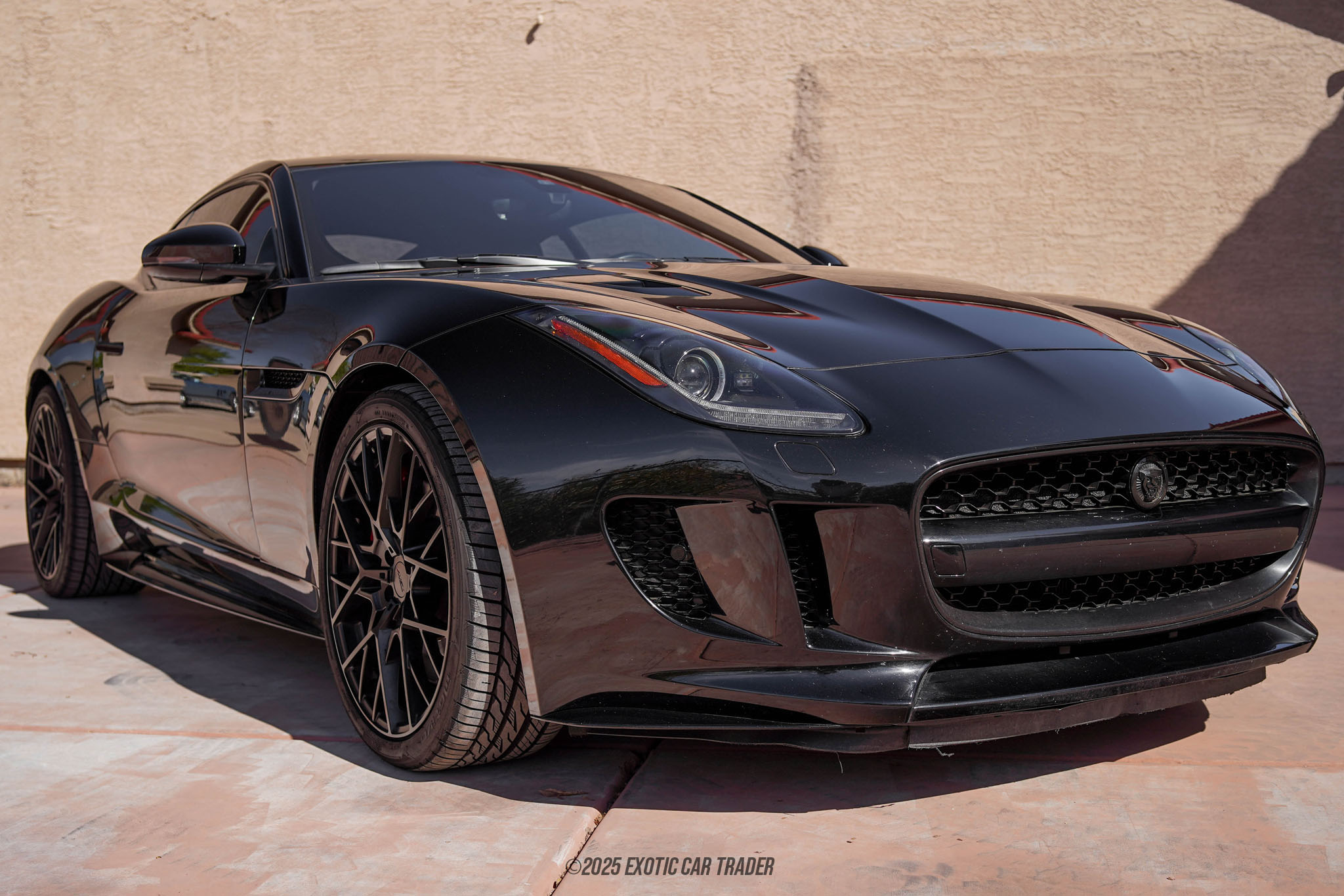 2017 Jaguar F-Type - Overview Photo