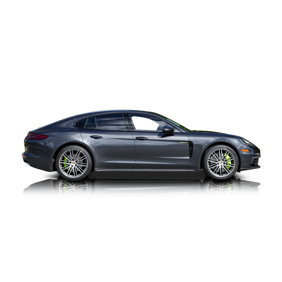 2018 Porsche Panamera - Passenger side