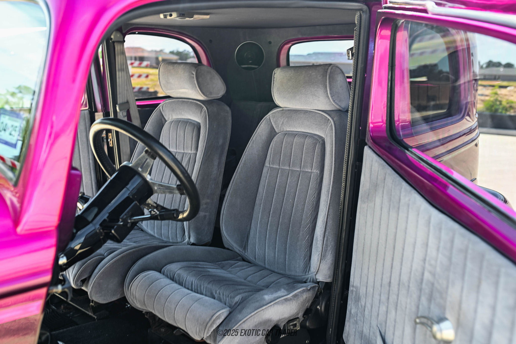 1933 Ford Model 40 - Interior Photo