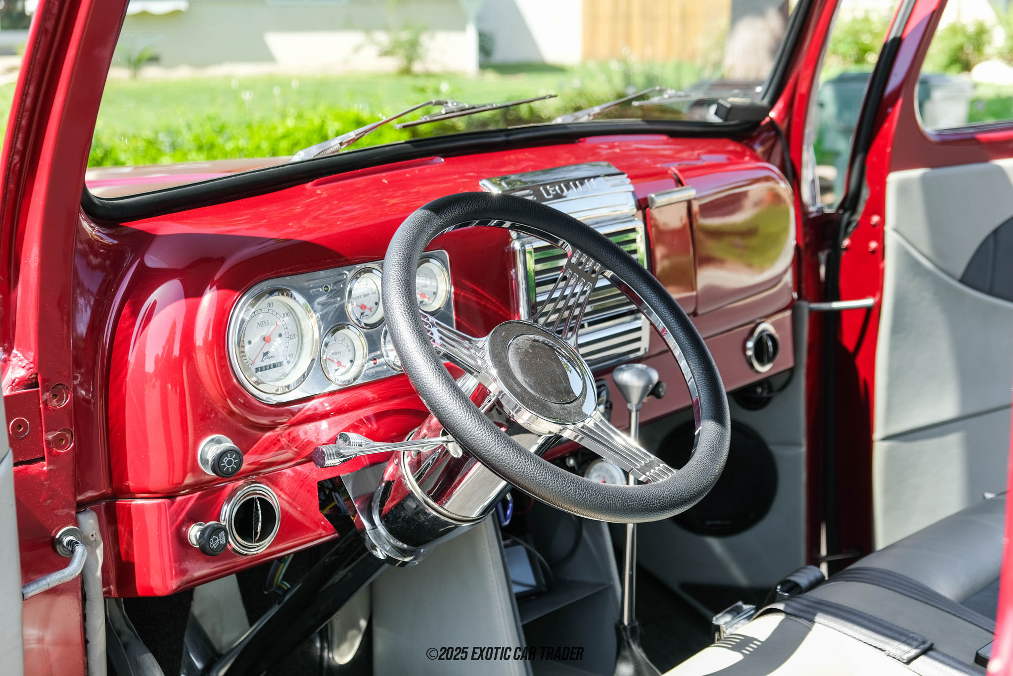 Ford F-1 Ford F-1 - Interior