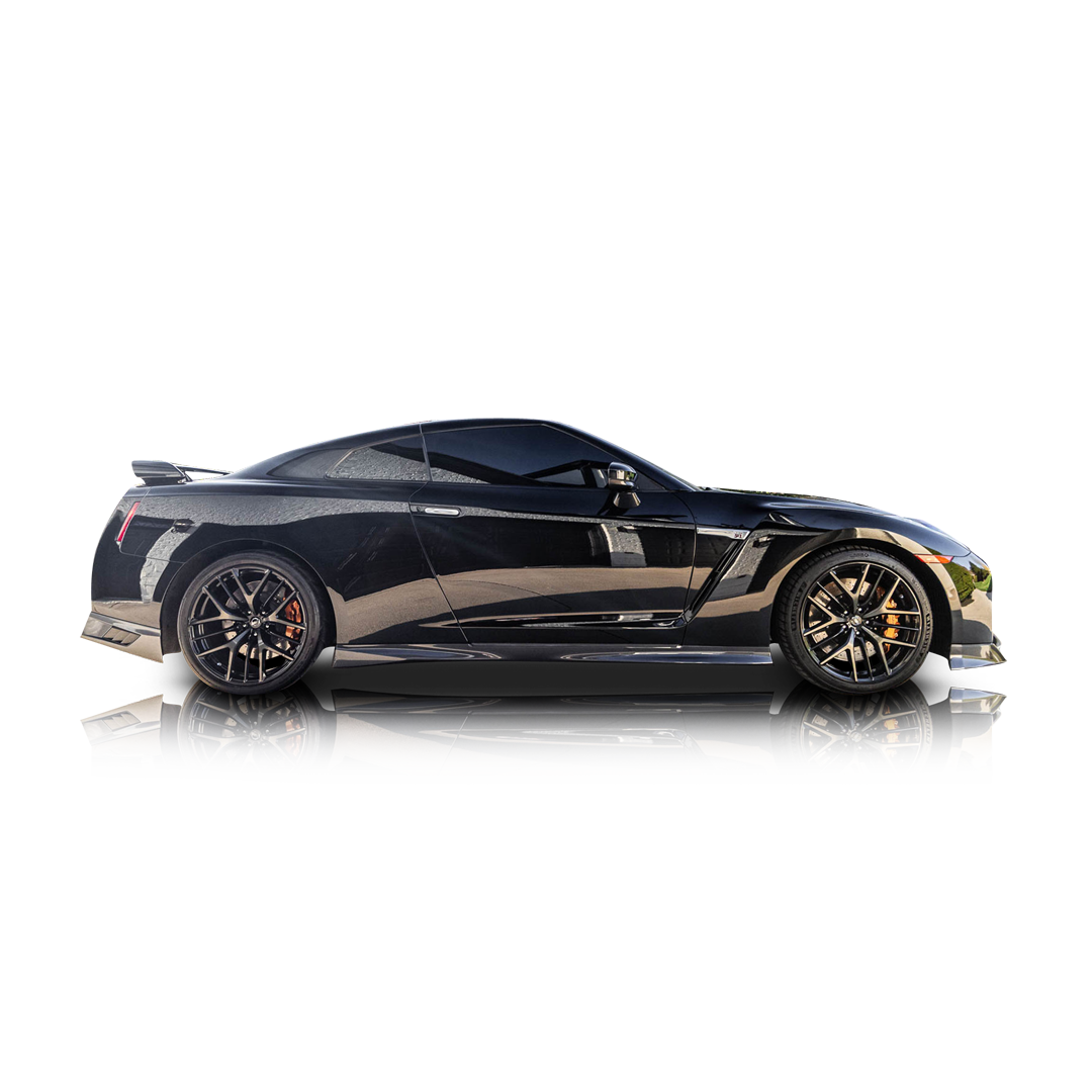 2017 Nissan GT-R - Passenger side