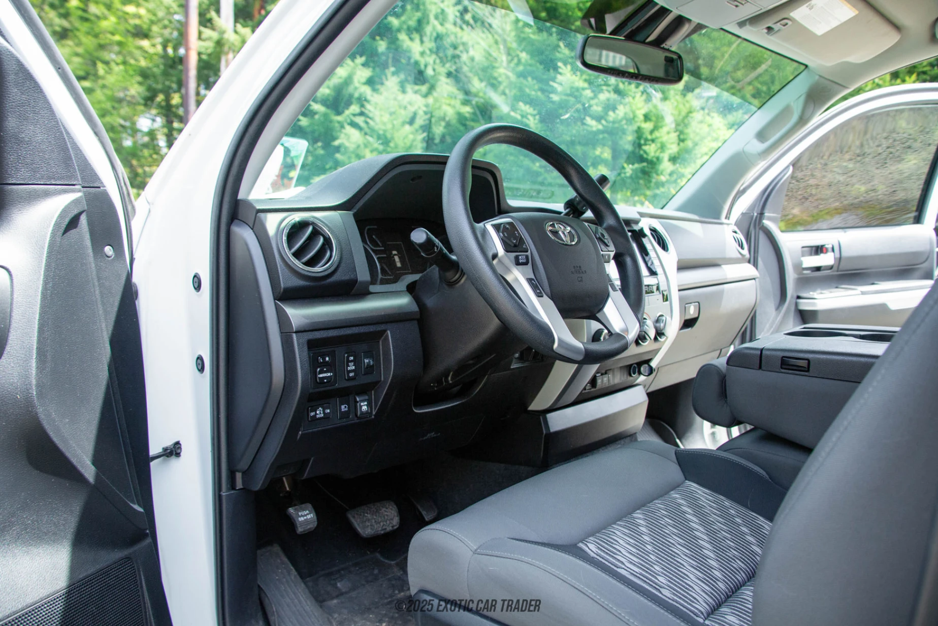 2021 Toyota Tundra - Interior Photo