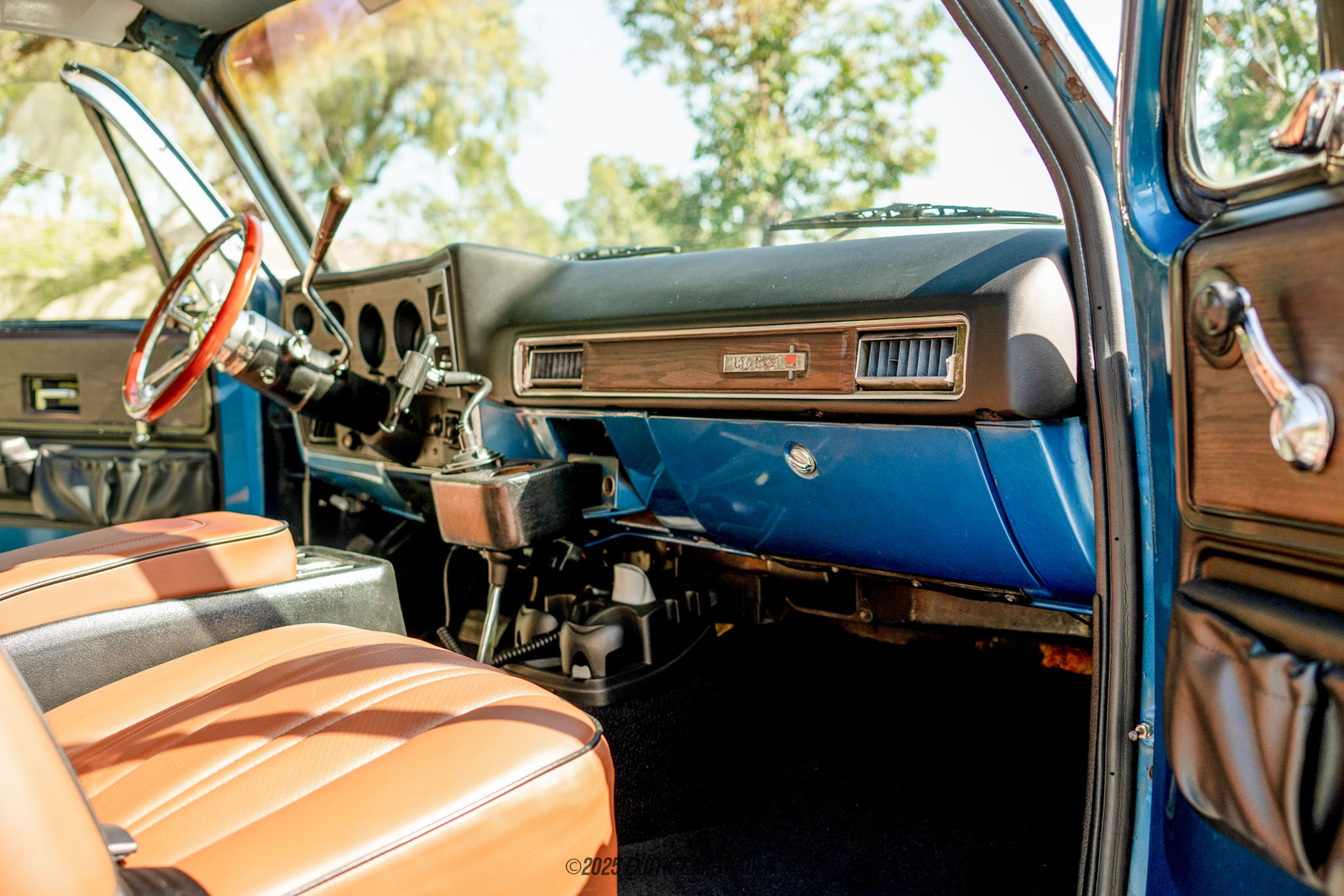 1975 GMC Jimmy - Interior Photo