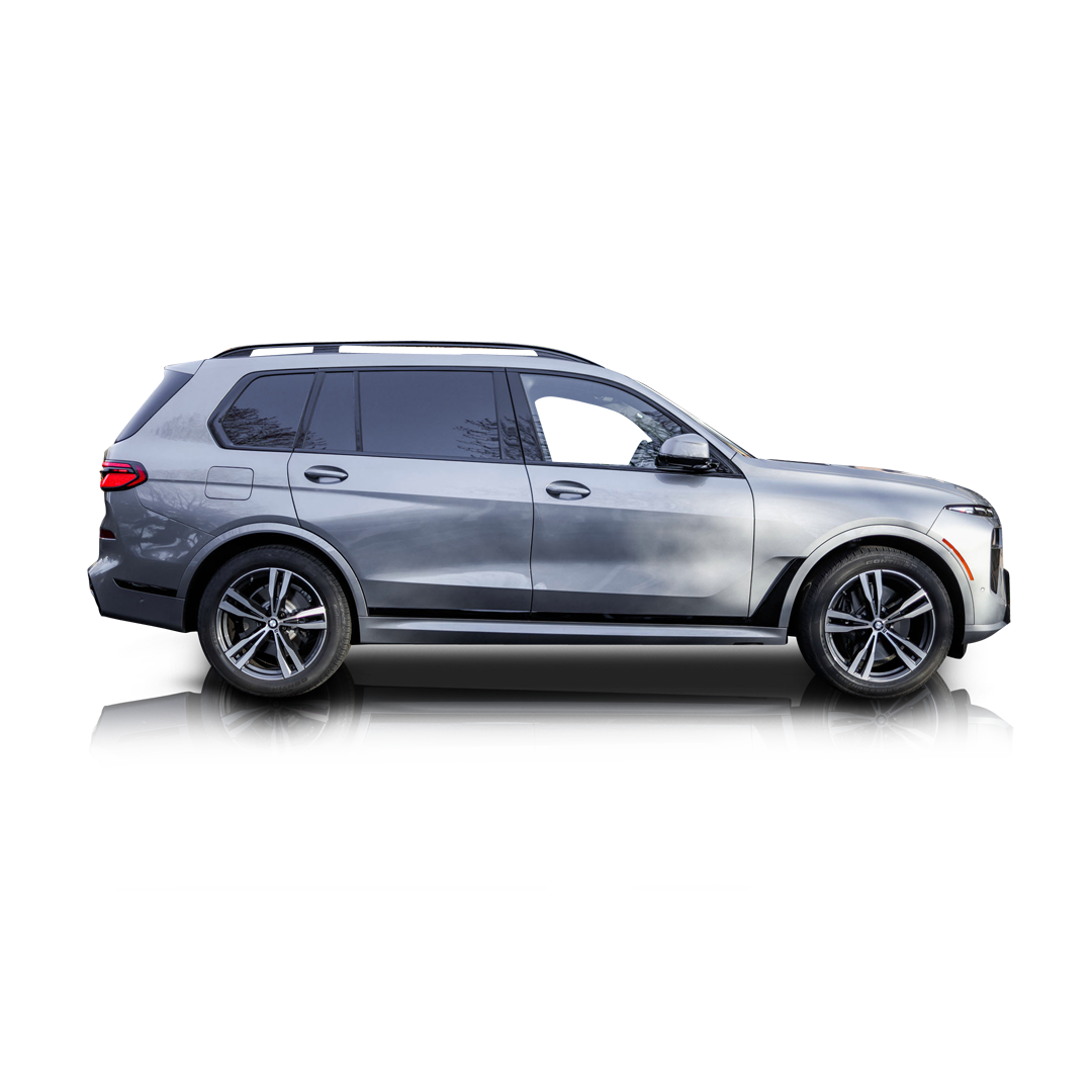 2025 BMW X7 - Passenger side