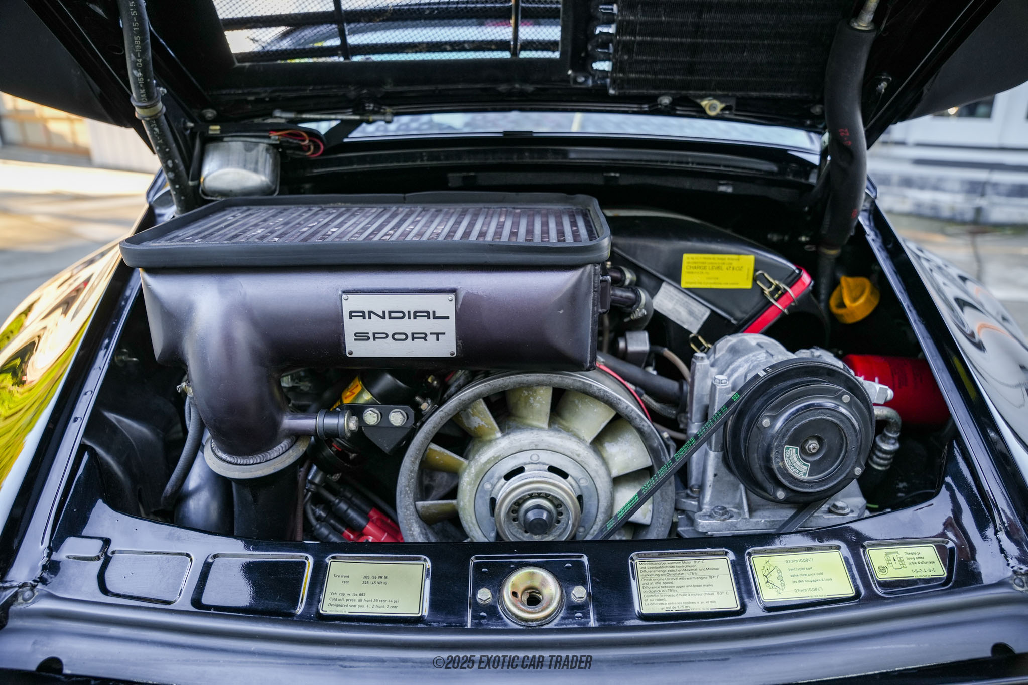1986 Porsche 911 - Engine Photo