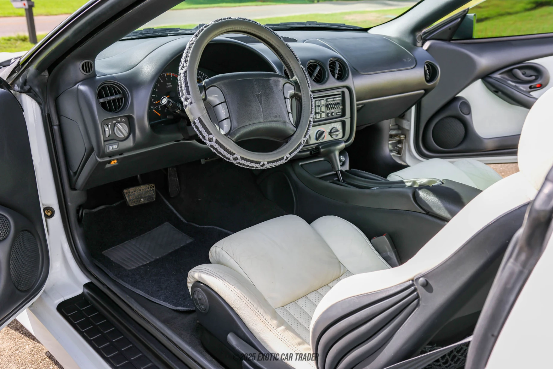 1994 Pontiac Firebird - Interior Photo