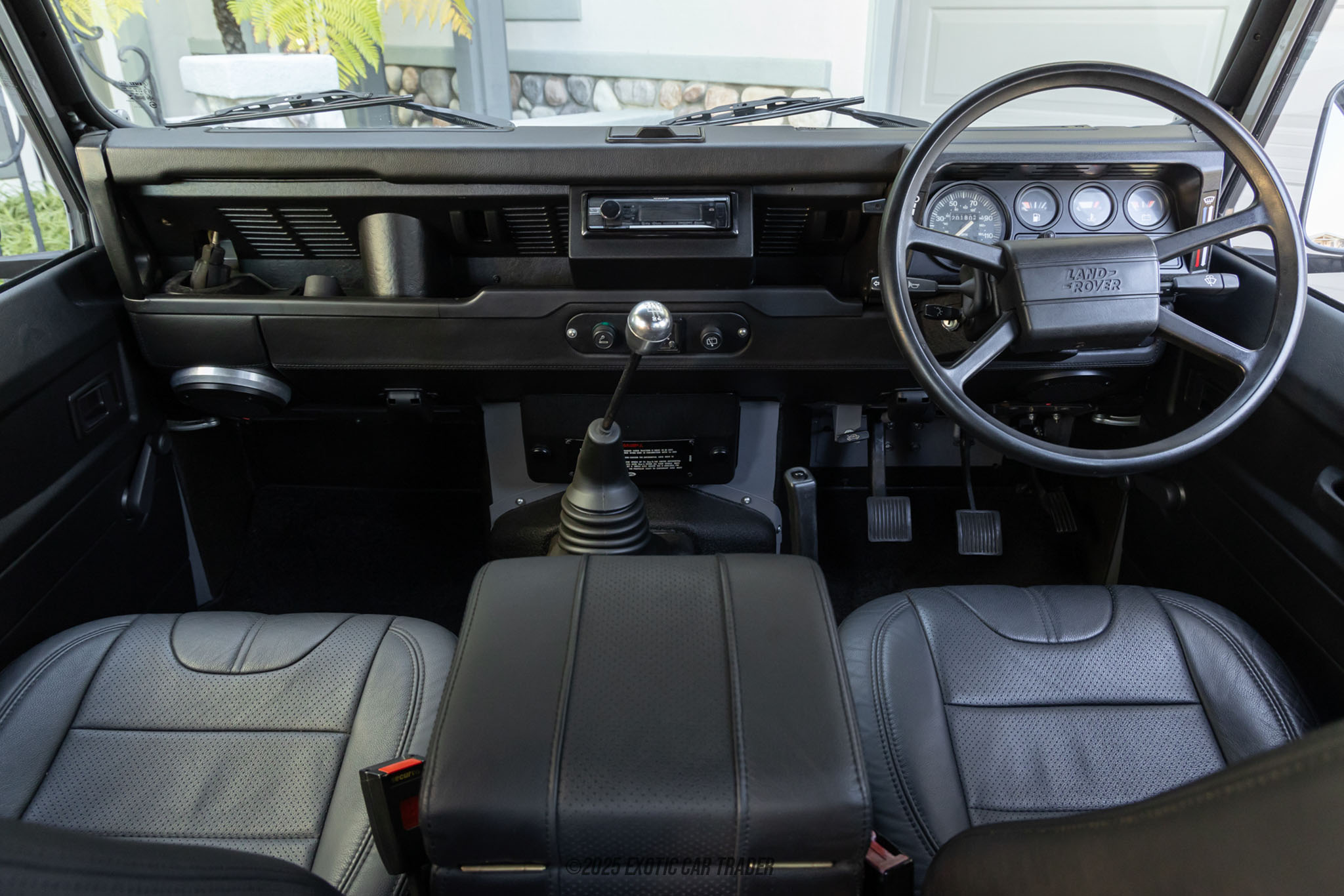 1991 Land Rover Defender 110 - Interior Photo