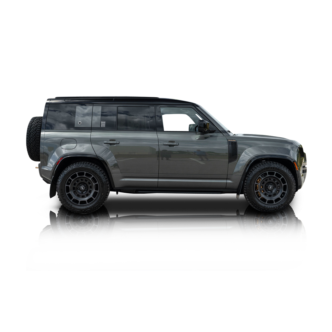 2025 Land Rover Defender - Passenger side