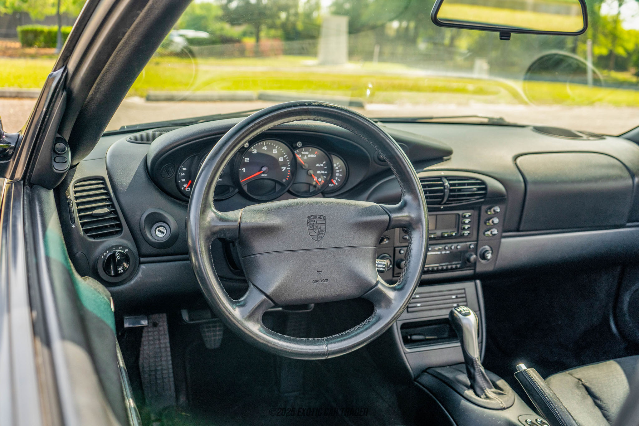 2000 Porsche 911 Carrera 4 - Interior Photo