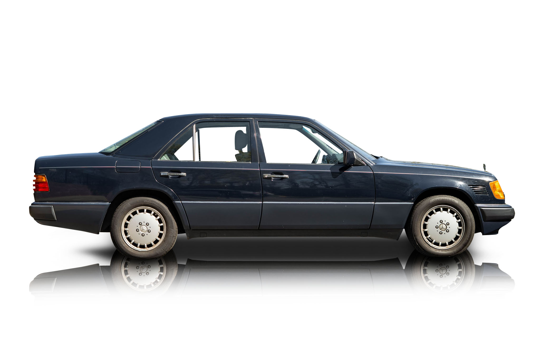 1992 Mercedes-Benz 300D - Passenger side