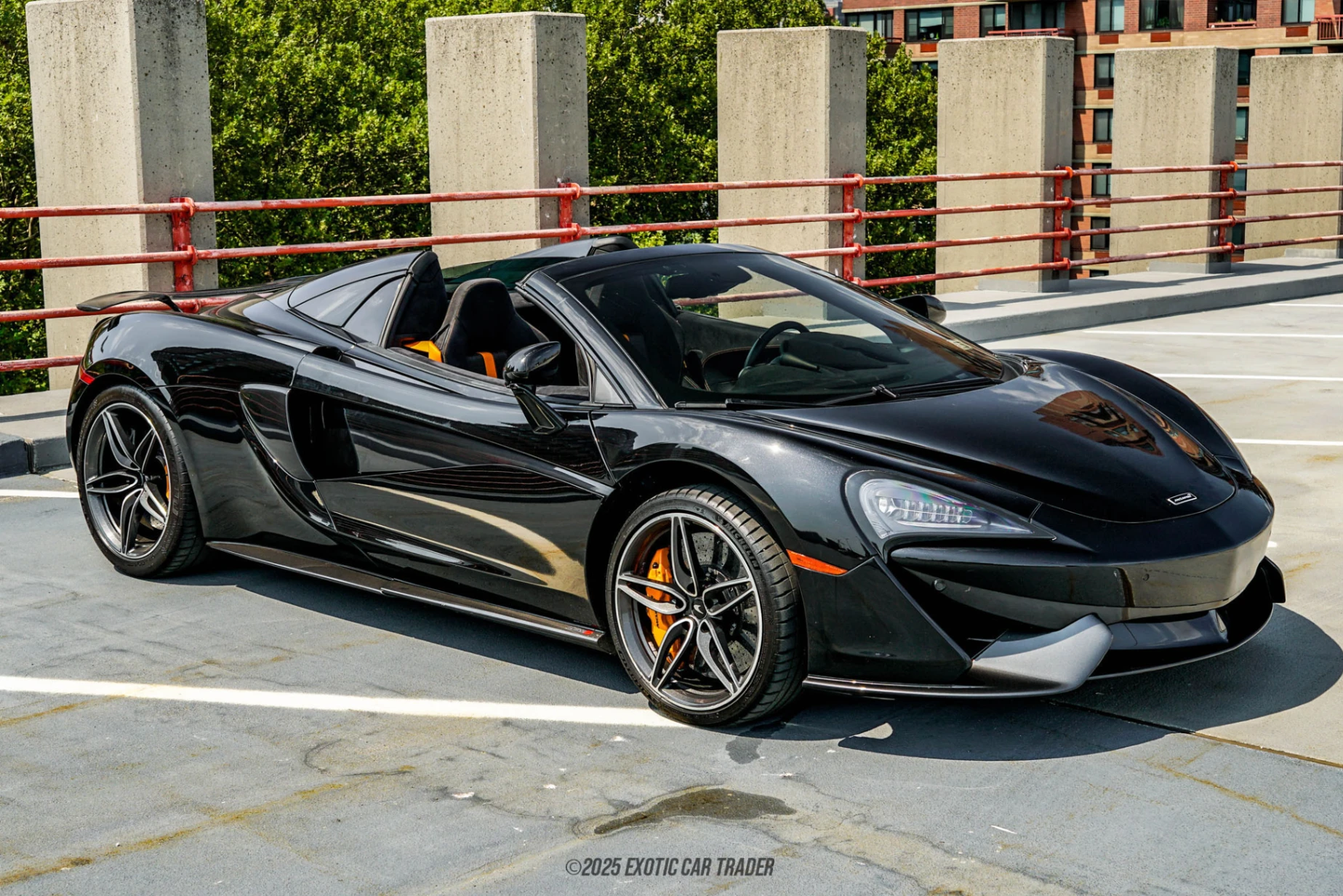 2019 McLaren 570S - Overview Photo