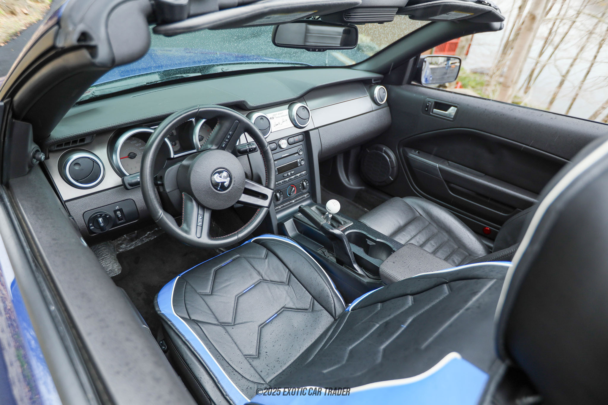 2007 Ford Mustang - Interior Photo
