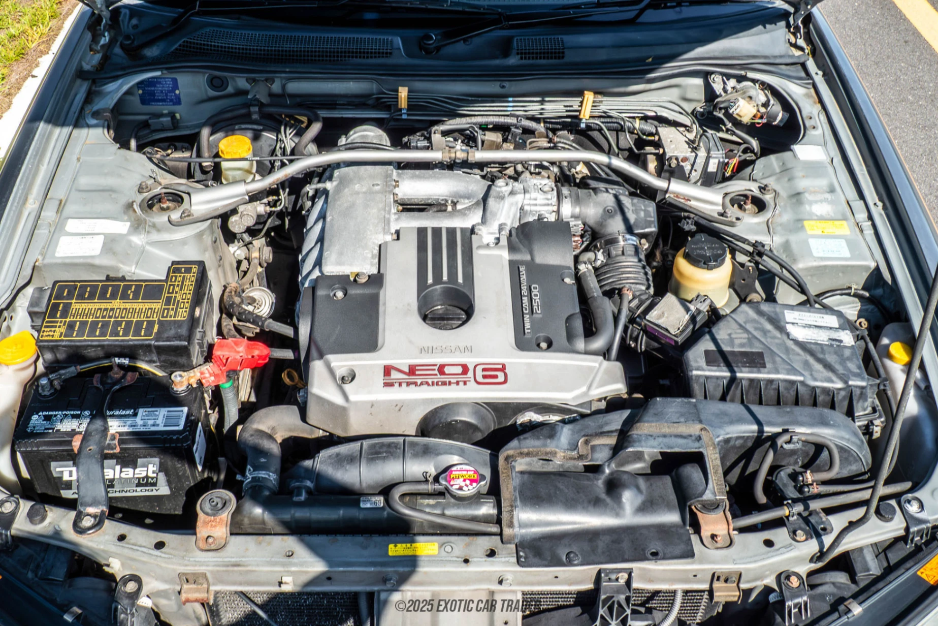 1999 Nissan Skyline - Engine Photo