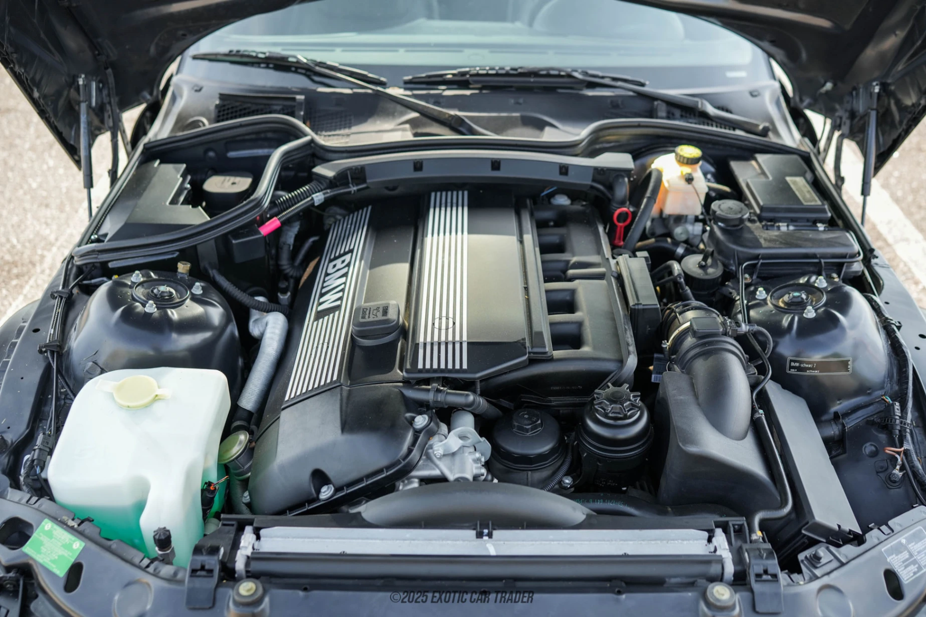 2001 BMW Z3 - Engine Photo