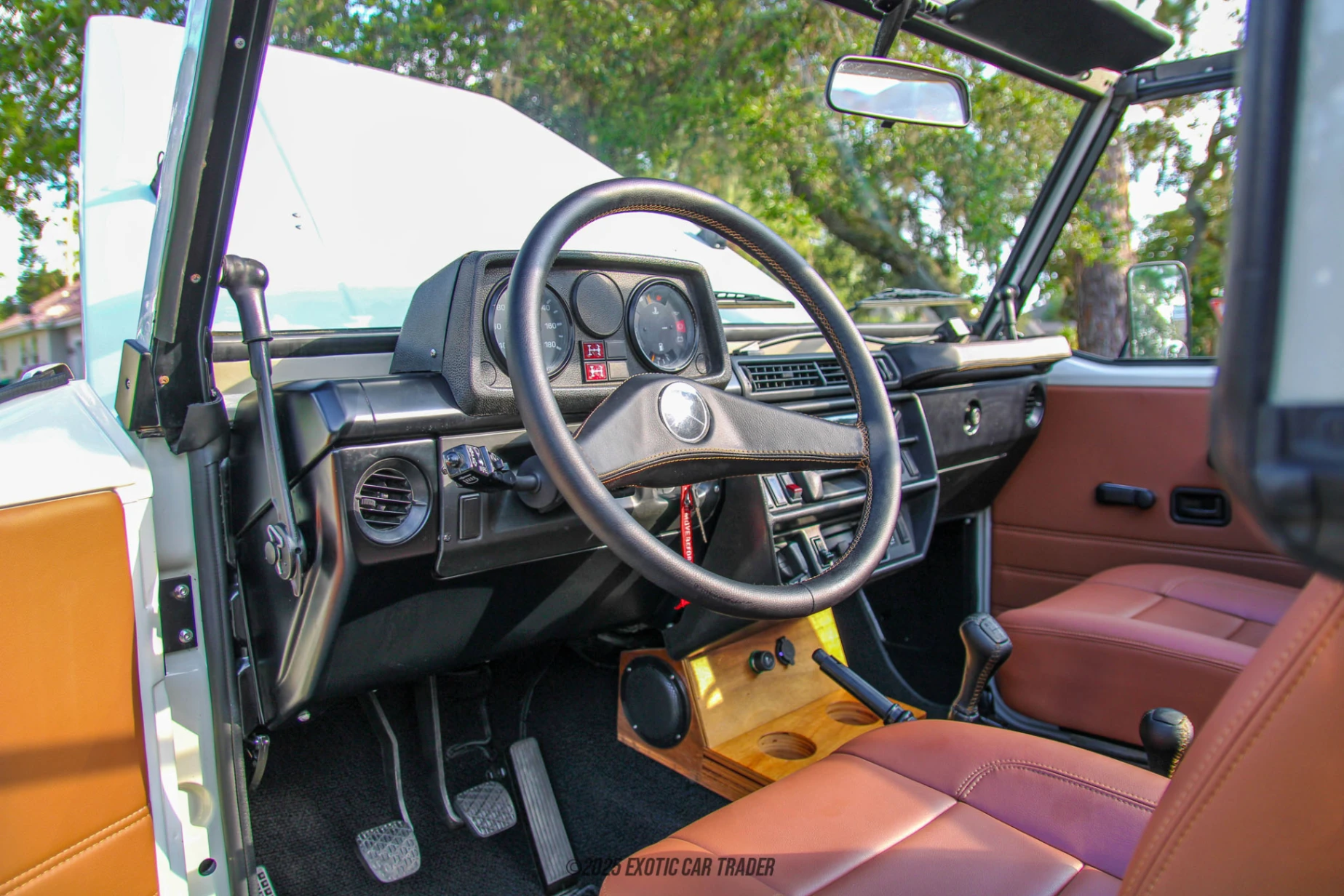1991 Mercedes-Benz 250GD - Interior Photo