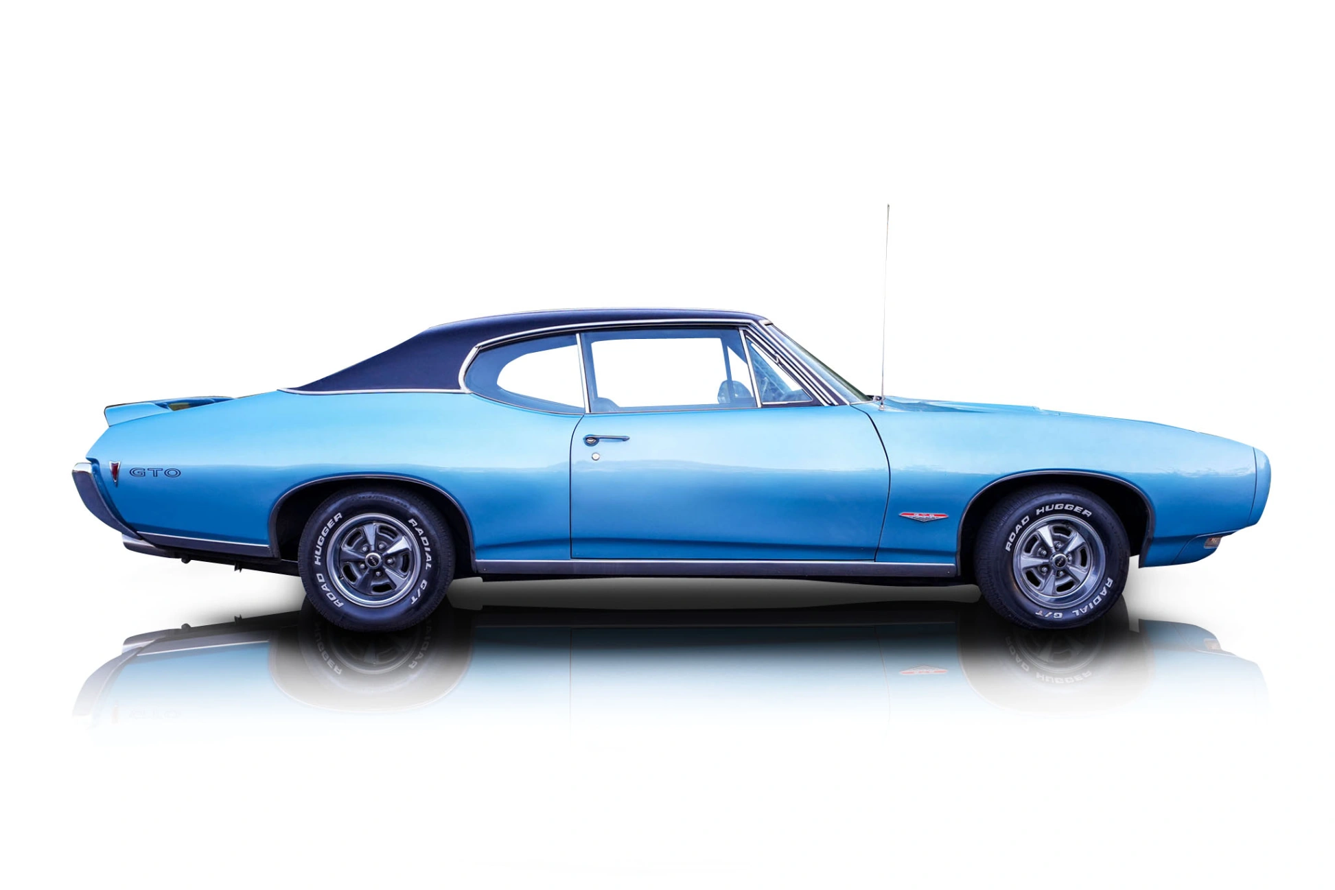 An incredible side shot photo of aPontiac GTO that you should buy.
