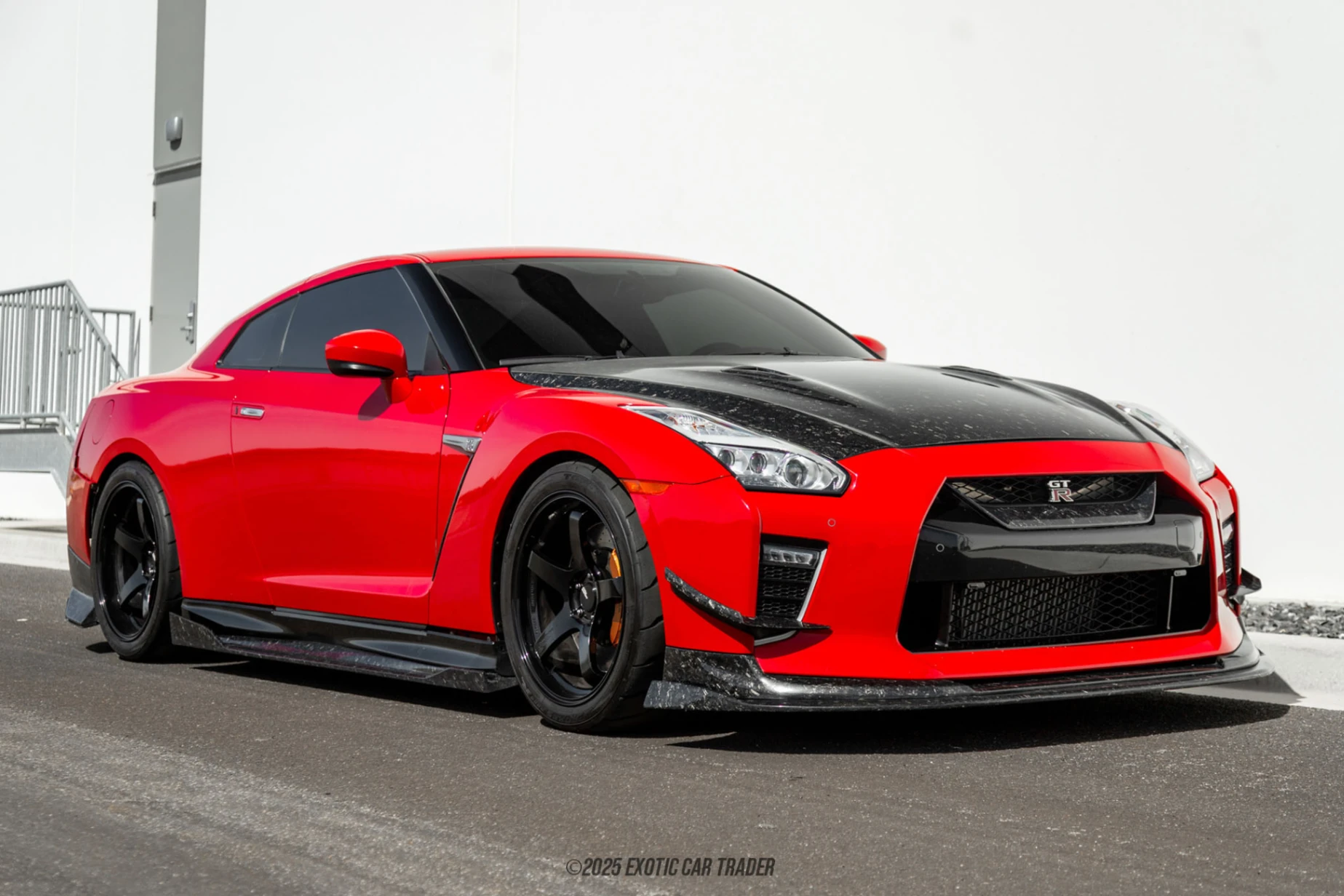 2020 Nissan GT-R - Overview Photo