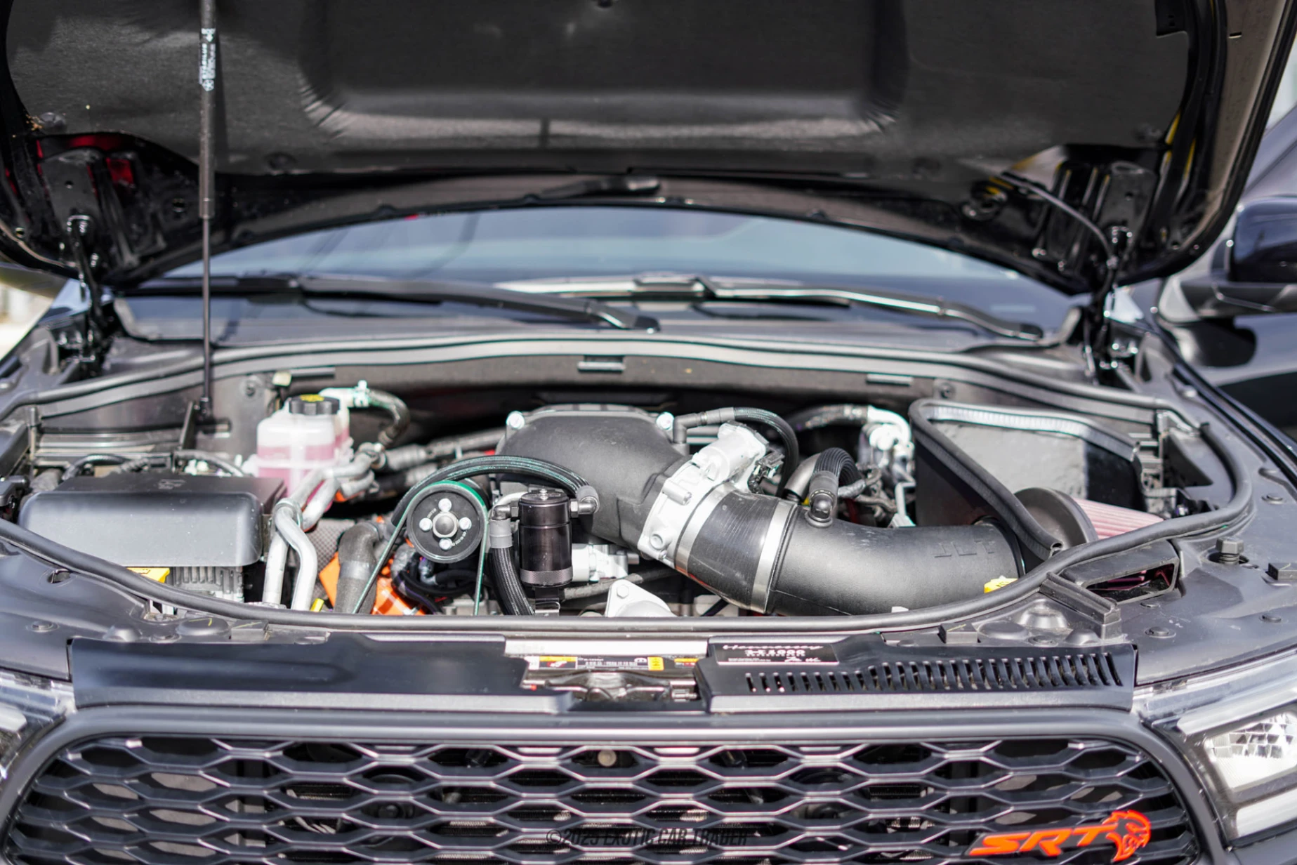 2023 Dodge Durango - Engine Photo