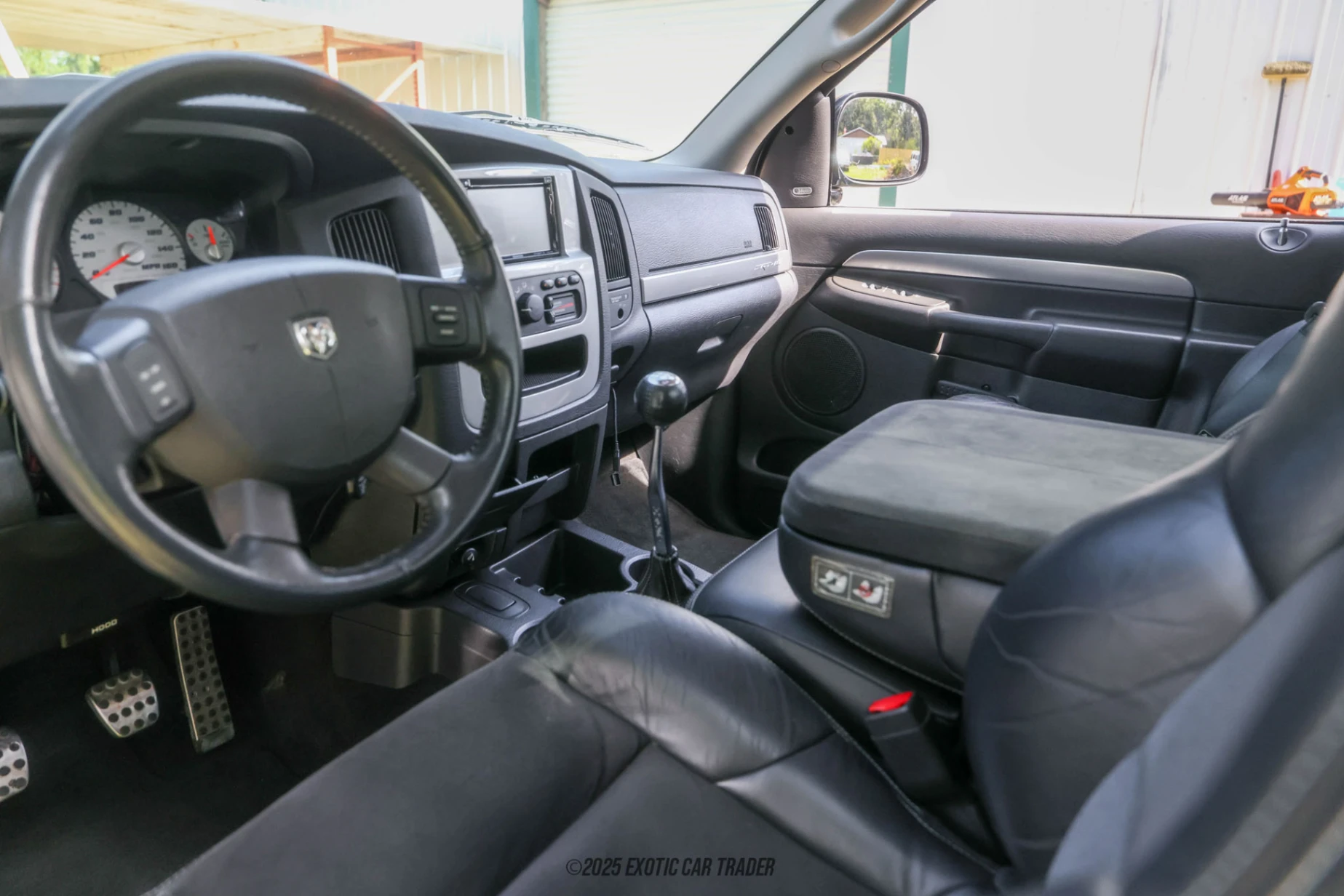 2004 Dodge Ram 1500 - Interior Photo