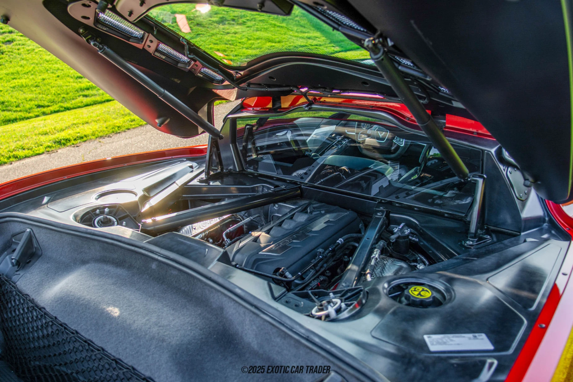 2023 Chevrolet Corvette - Engine Photo