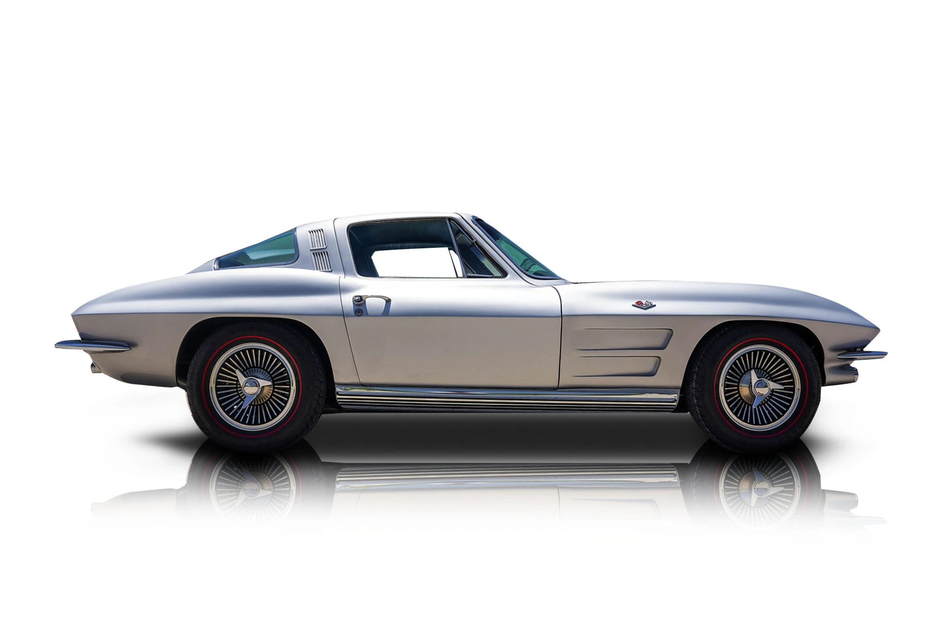 An incredible side shot photo of aChevrolet Corvette that you should buy.