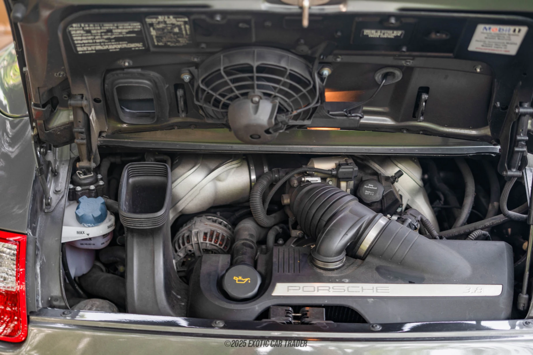 2006 Porsche 911 - Engine Photo