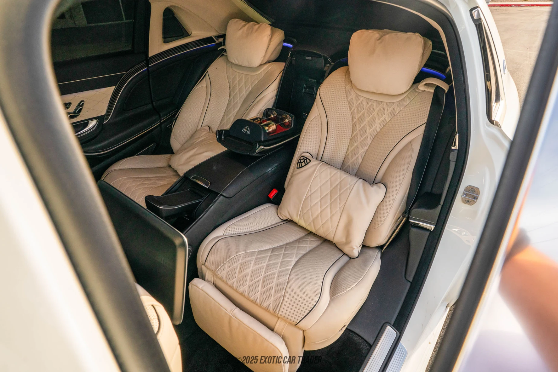2020 Mercedes-Benz Maybach S560 - Interior Photo