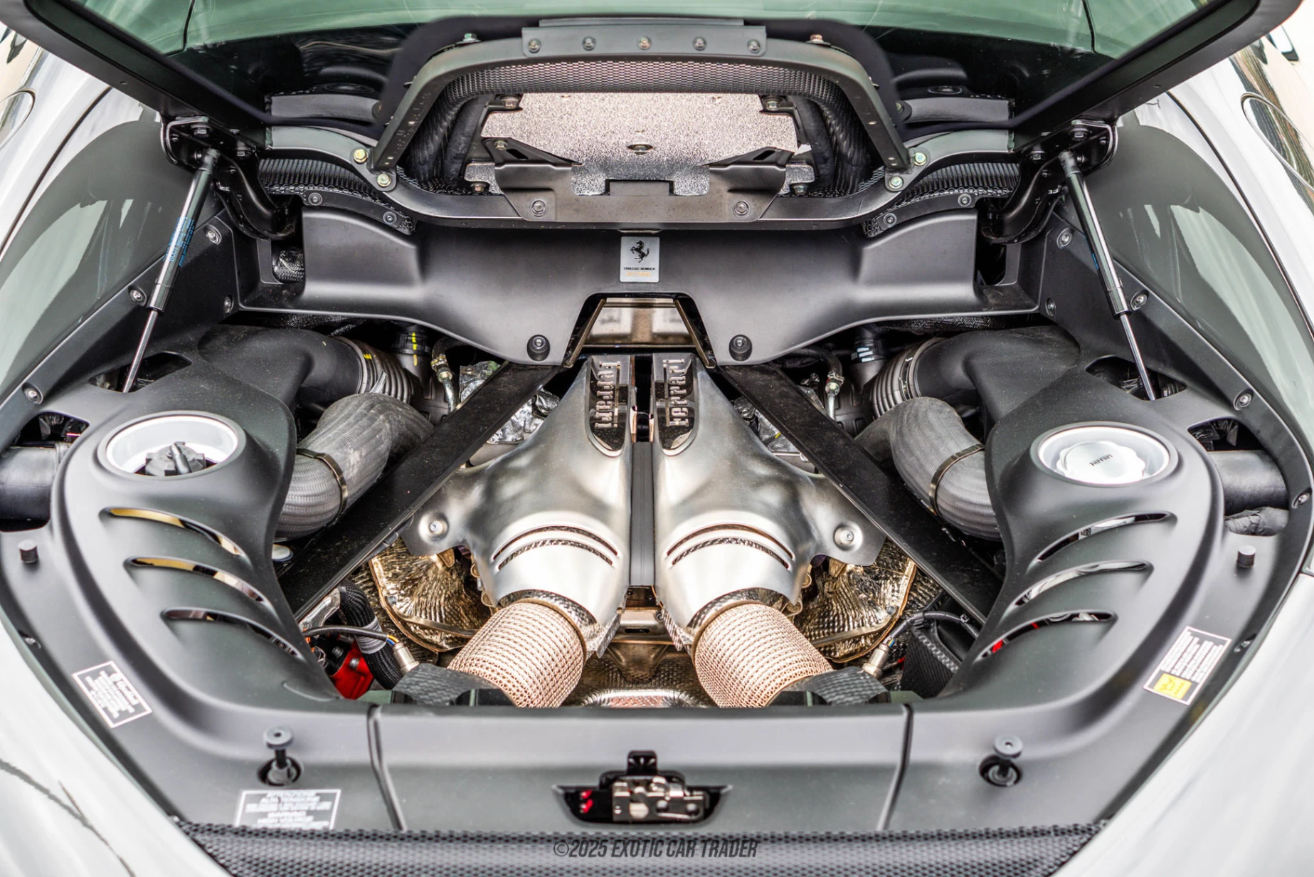 2024 Ferrari 296 GTB - Engine Photo