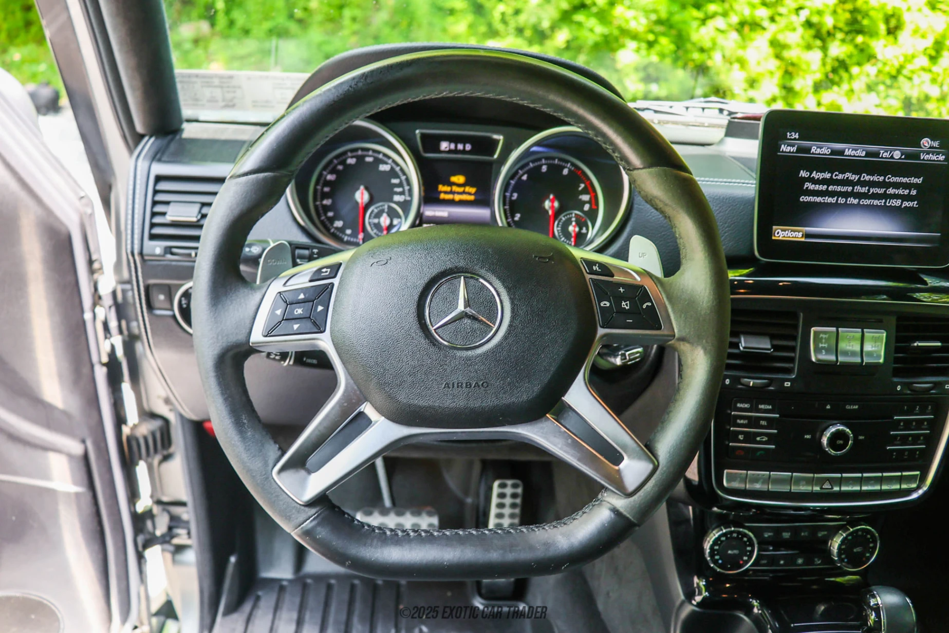Mercedes-Benz G550 Mercedes-Benz G550 - Interior