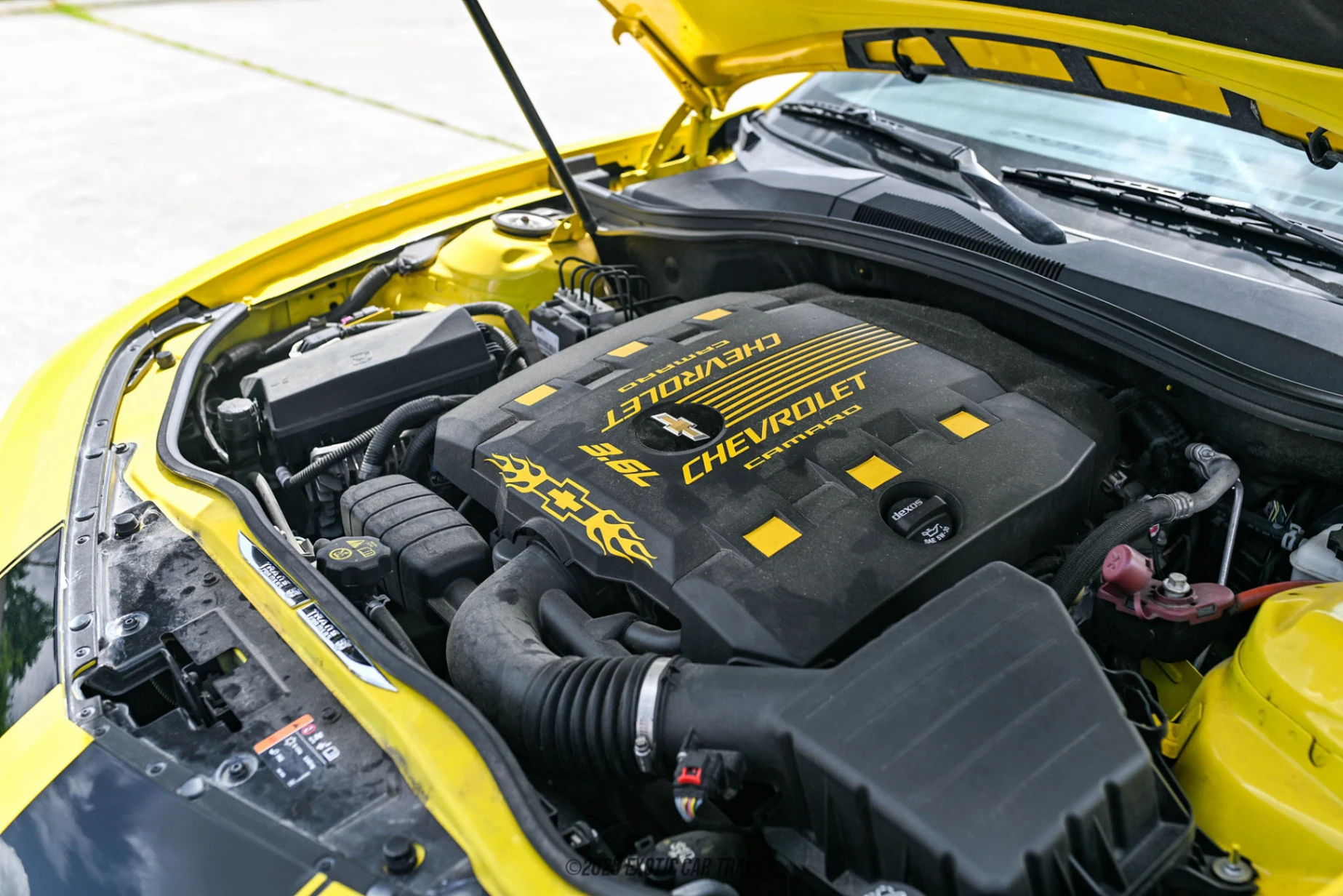 2014 Chevrolet Camaro - Engine Photo