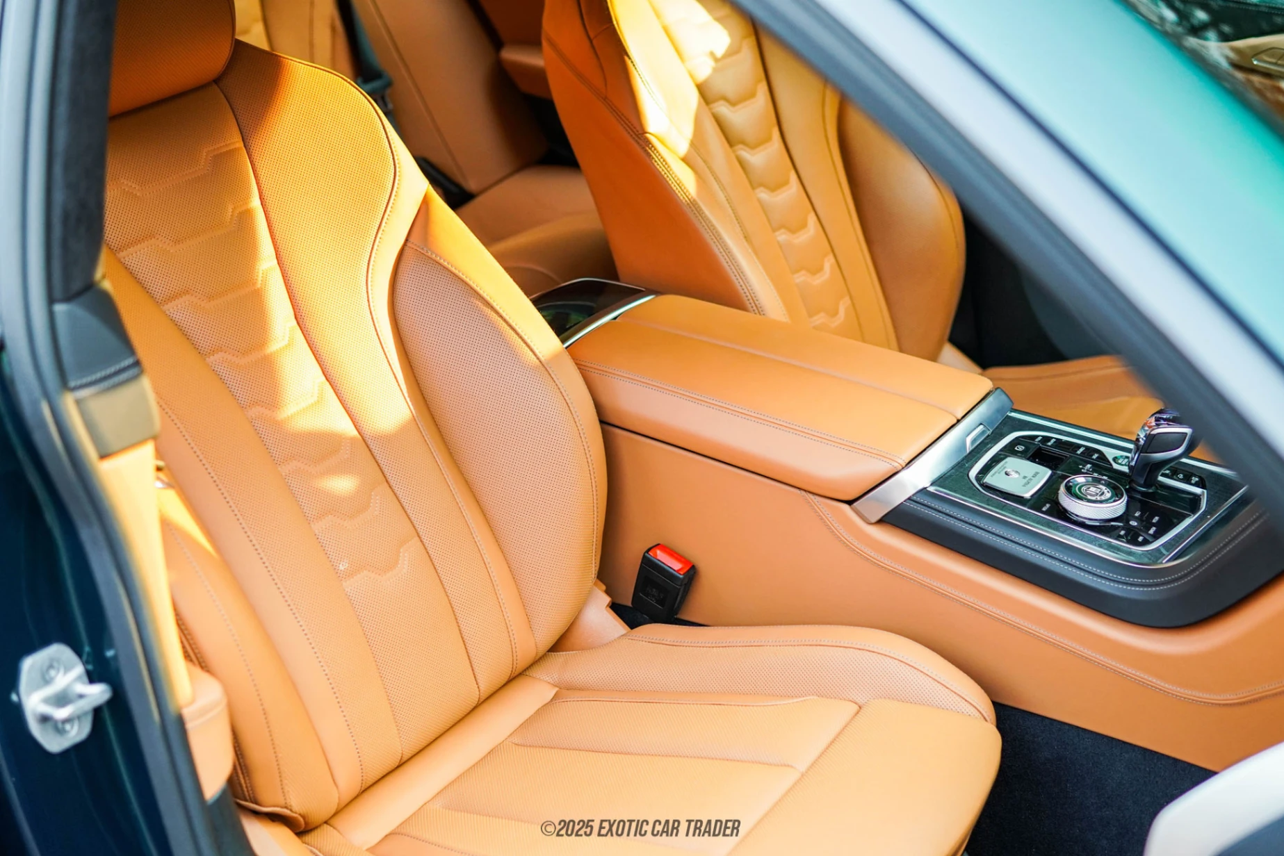 2023 BMW Alpina B8 - Interior Photo