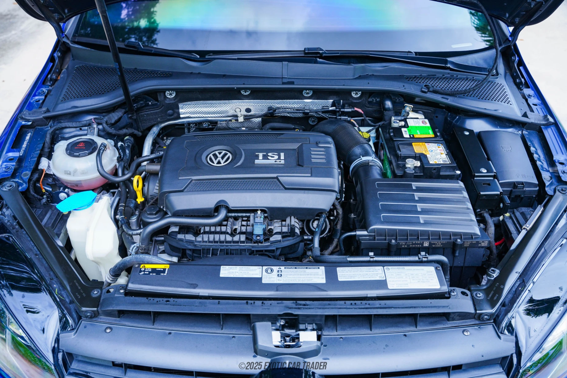 2019 Volkswagen Golf - Engine Photo