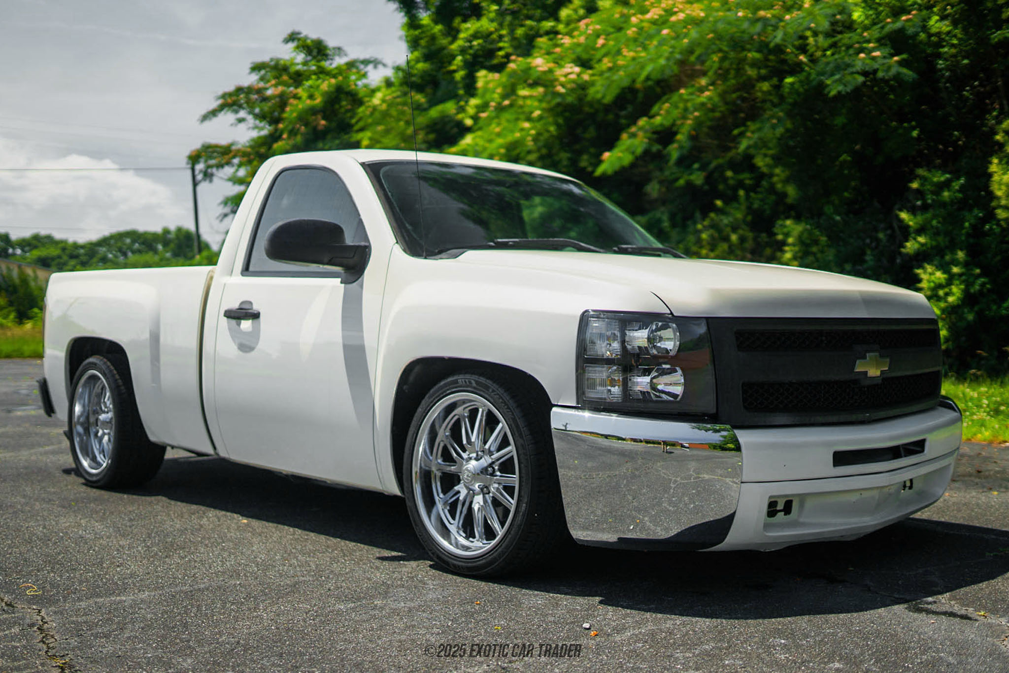 2011 Chevrolet Silverado 1500 - Overview Photo