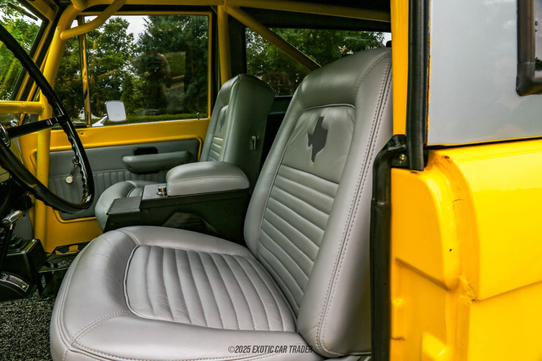 Ford Bronco Ford Bronco - Interior