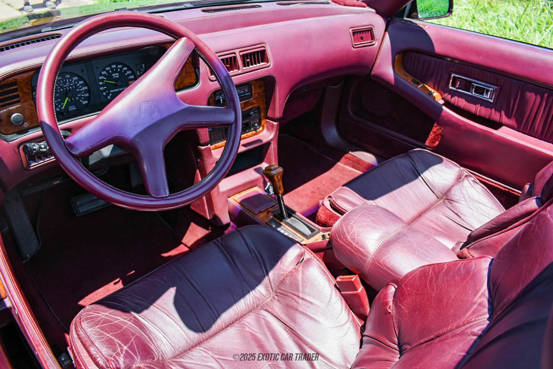 1989 Chrysler TC by Maserati - Interior Photo