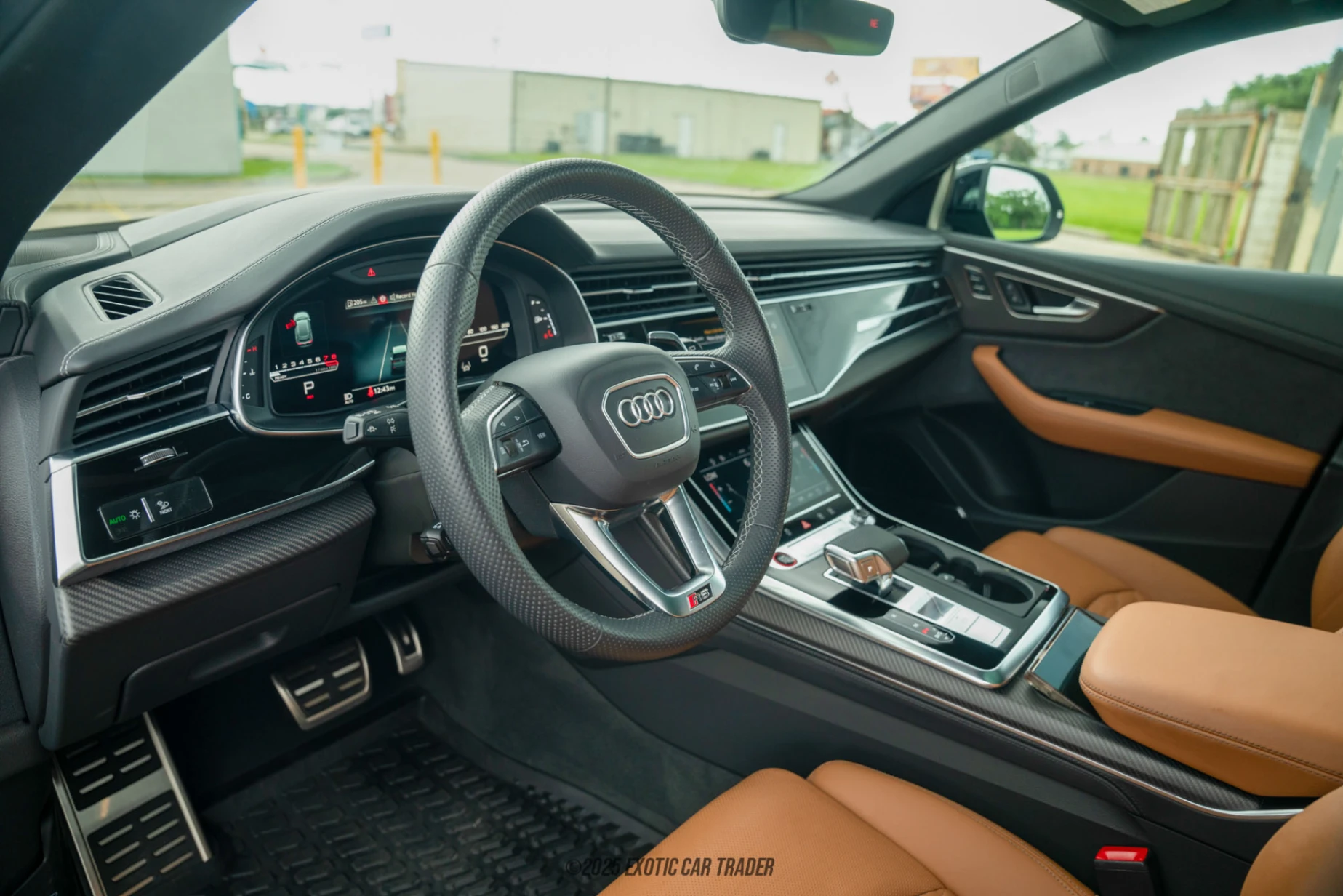 2024 Audi RS Q8 - Interior Photo