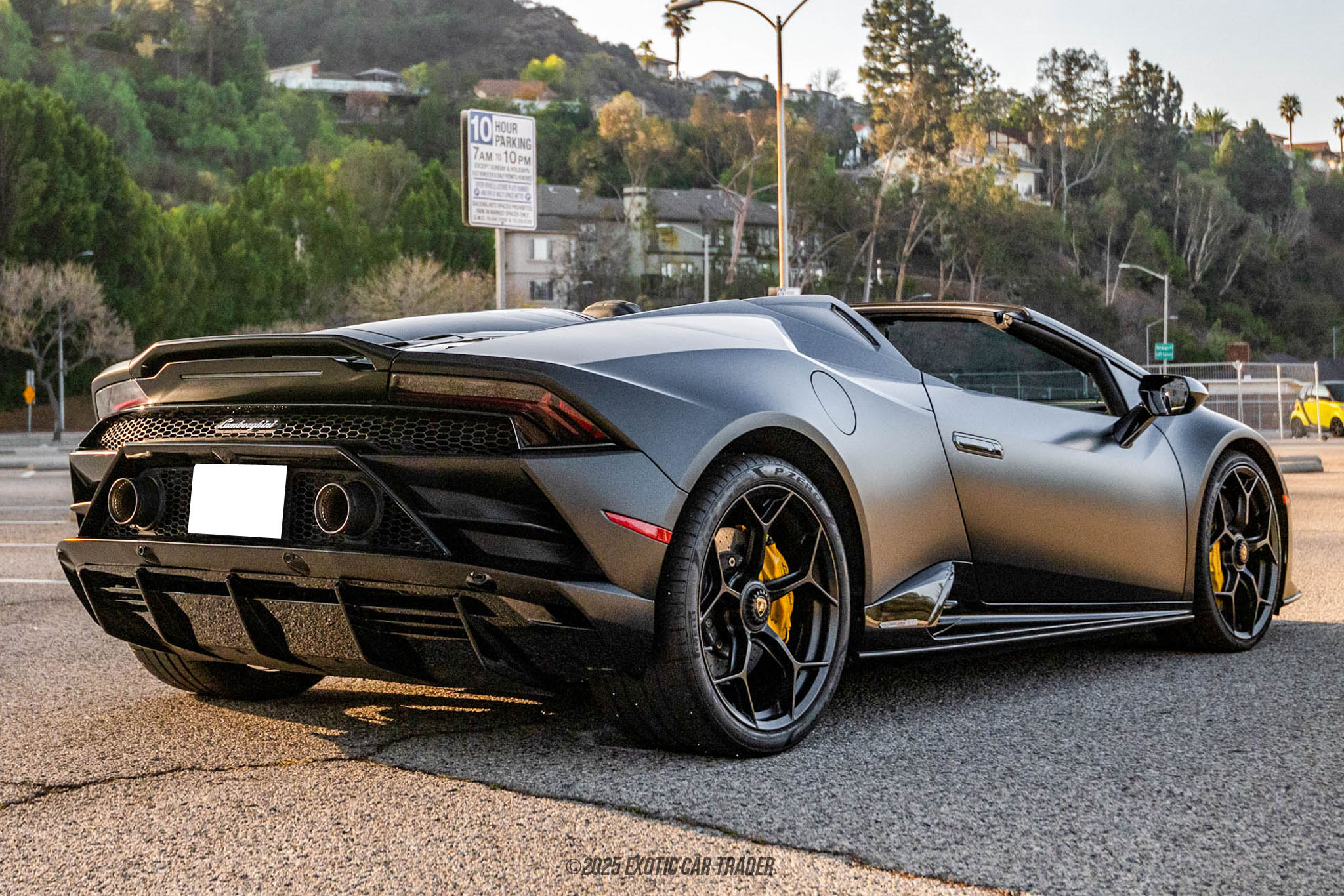 2020 Lamborghini Huracan - Engine Photo