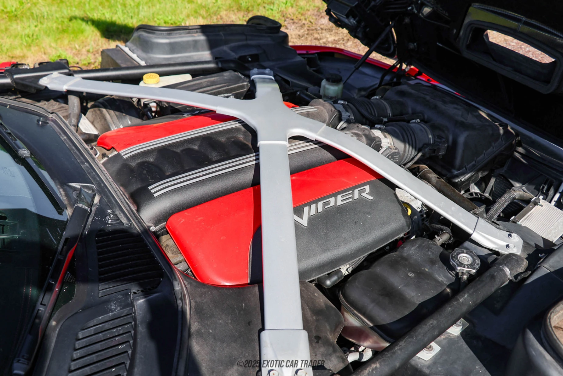 2016 Dodge Viper - Engine Photo