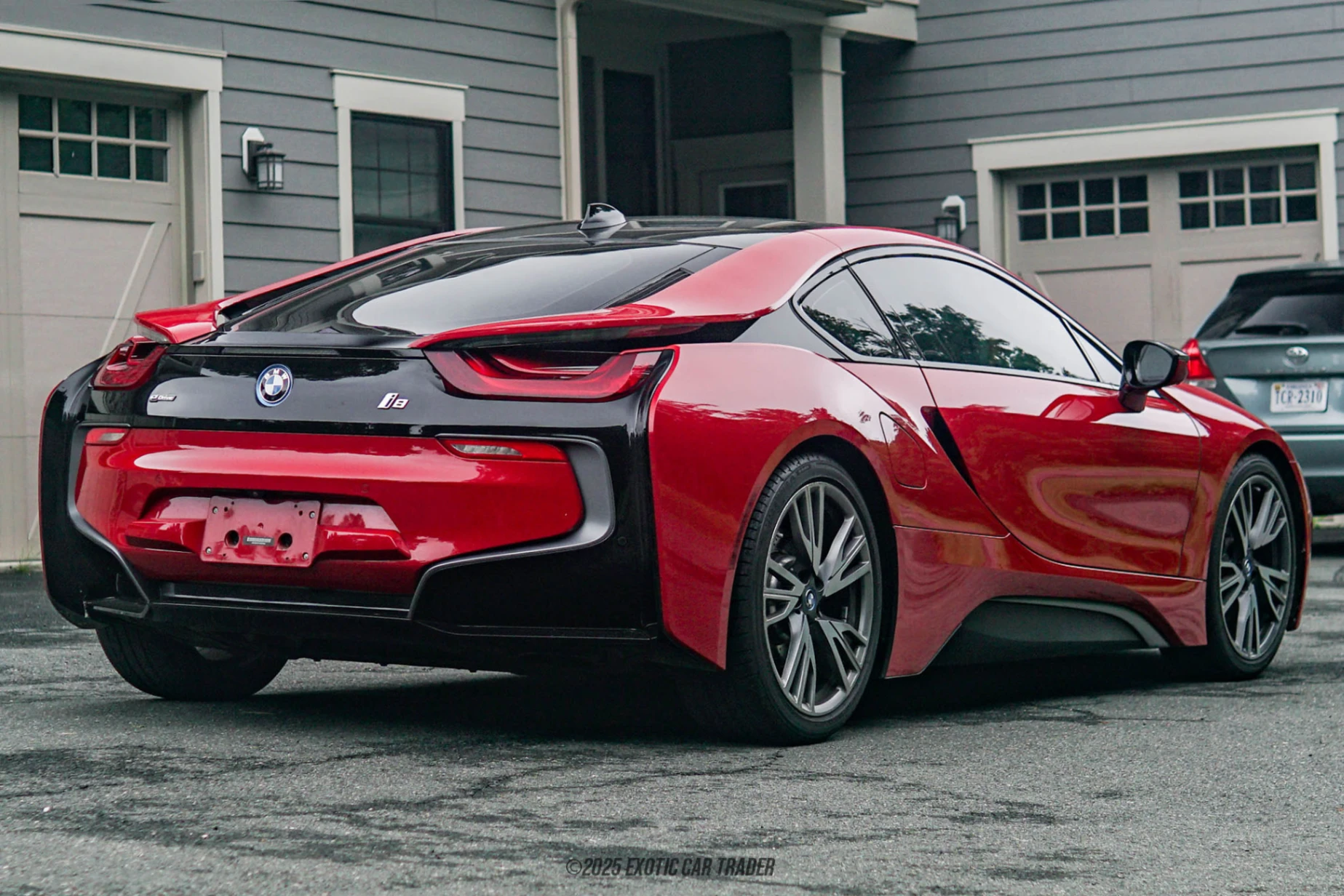 2017 BMW I8 - Engine Photo