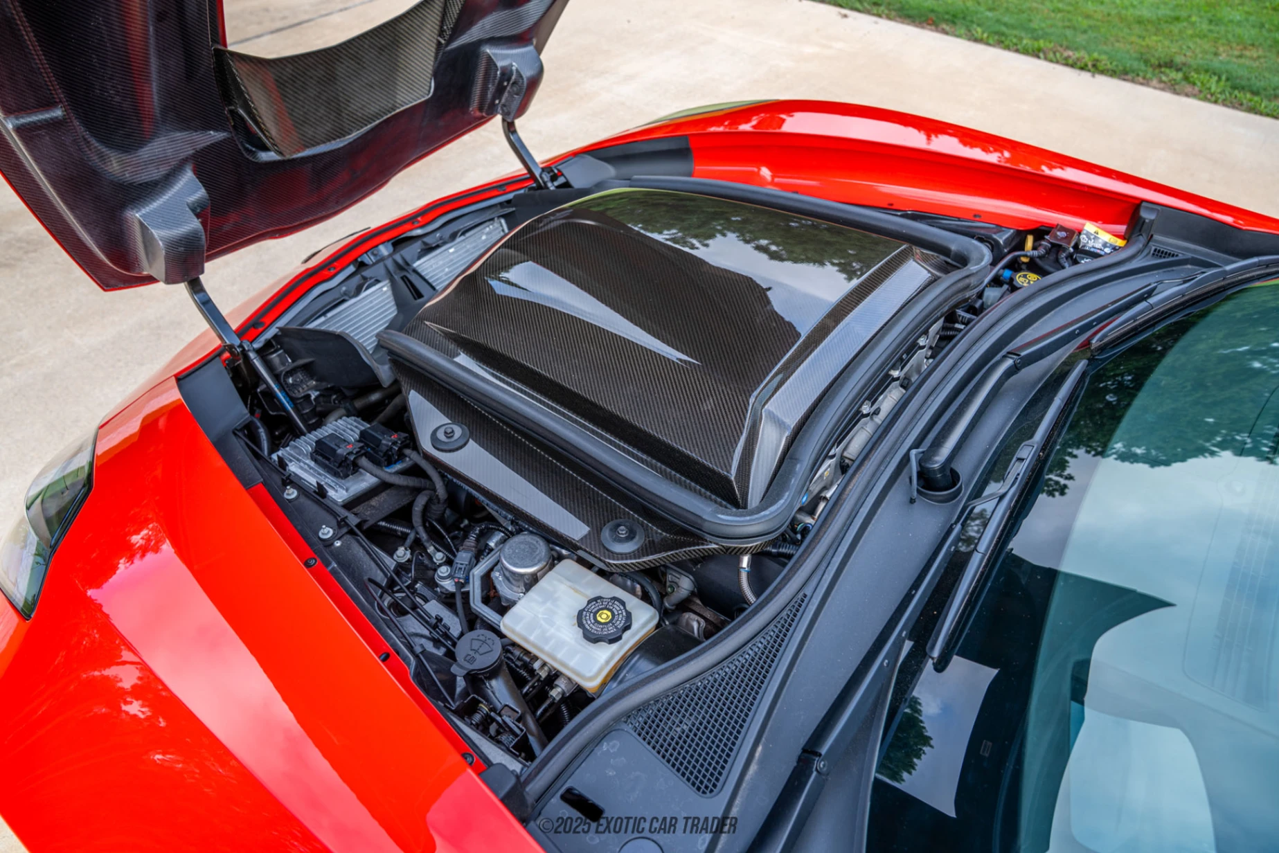 2019 Chevrolet Corvette - Engine Photo