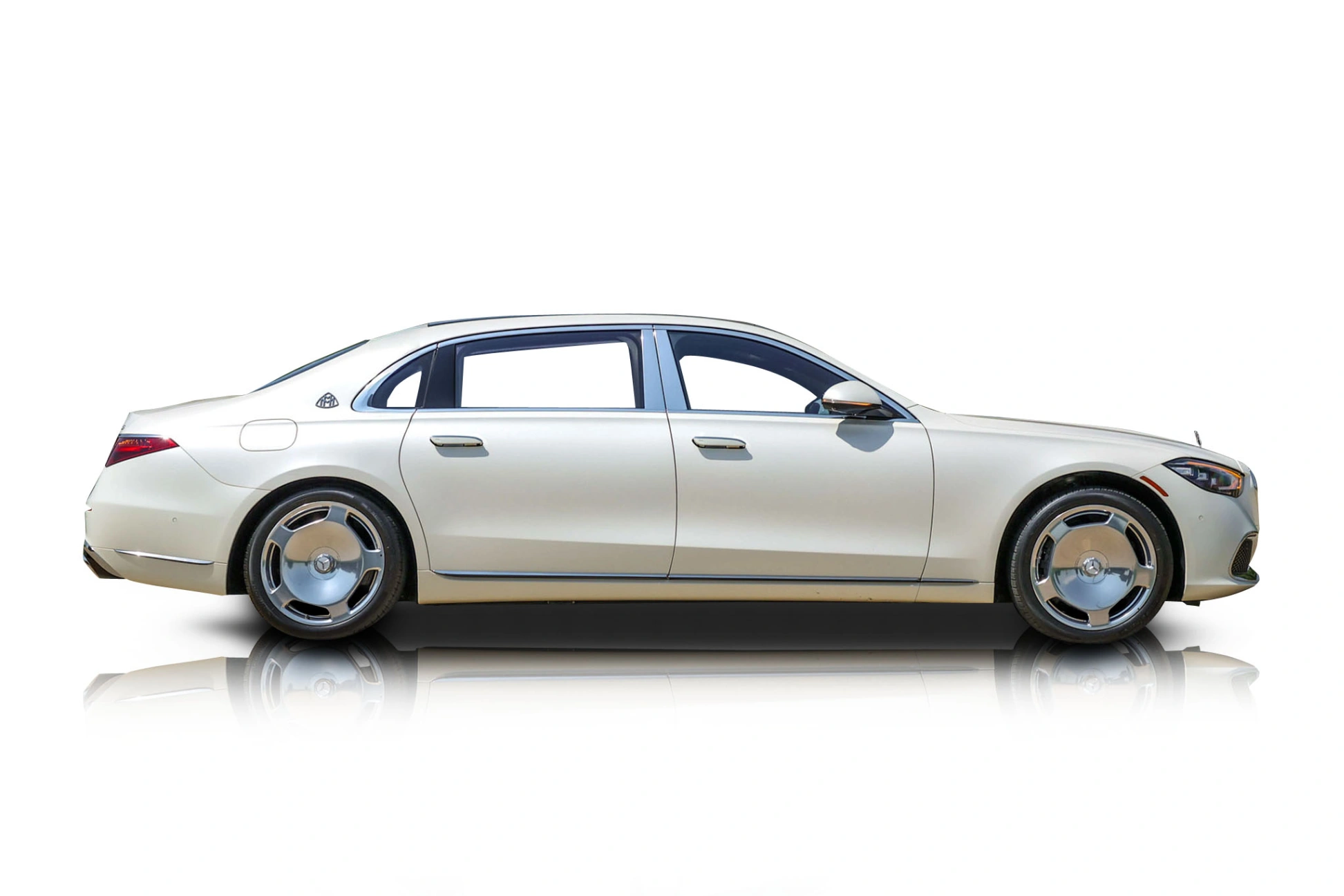 2022 Mercedes-Benz Maybach S580 - Passenger side