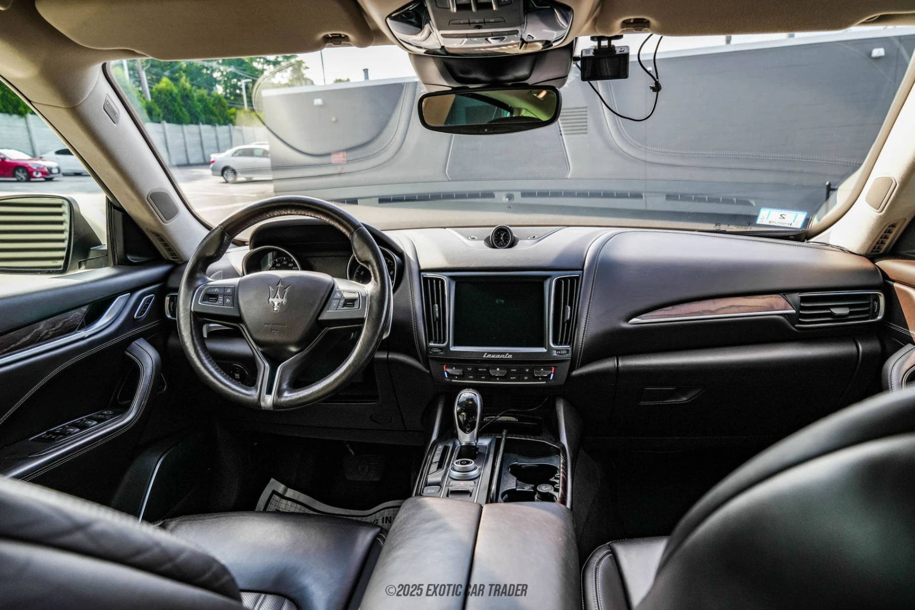 2017 Maserati Levante - Interior Photo
