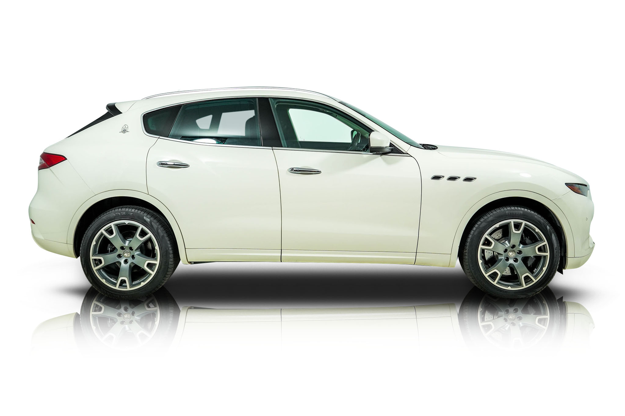 2017 Maserati Levante - Passenger side