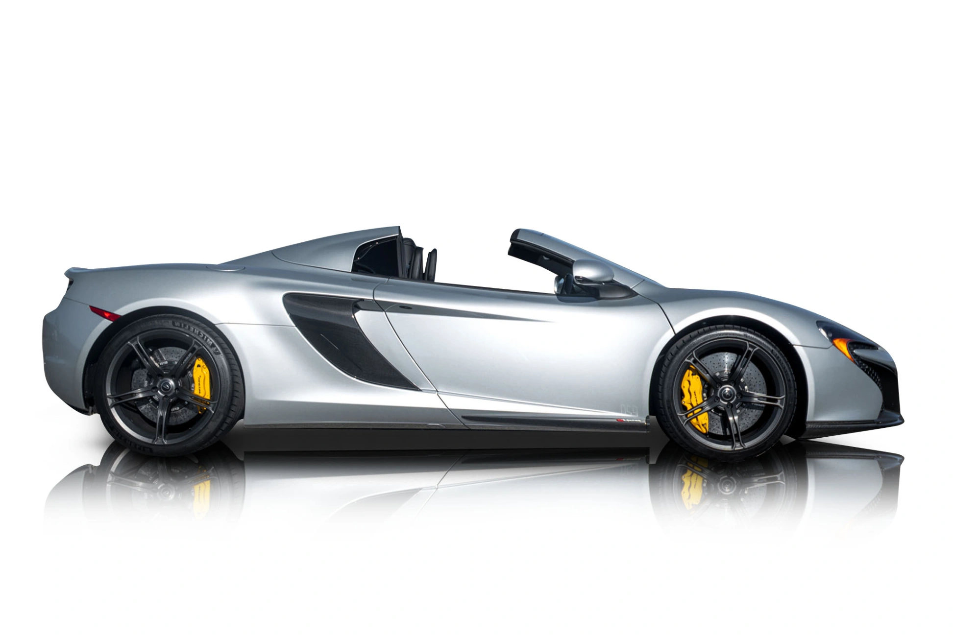 2016 McLaren 650S - Passenger side