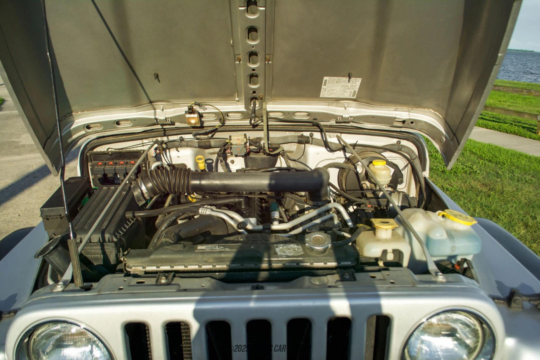 2006 Jeep Wrangler - Engine Photo