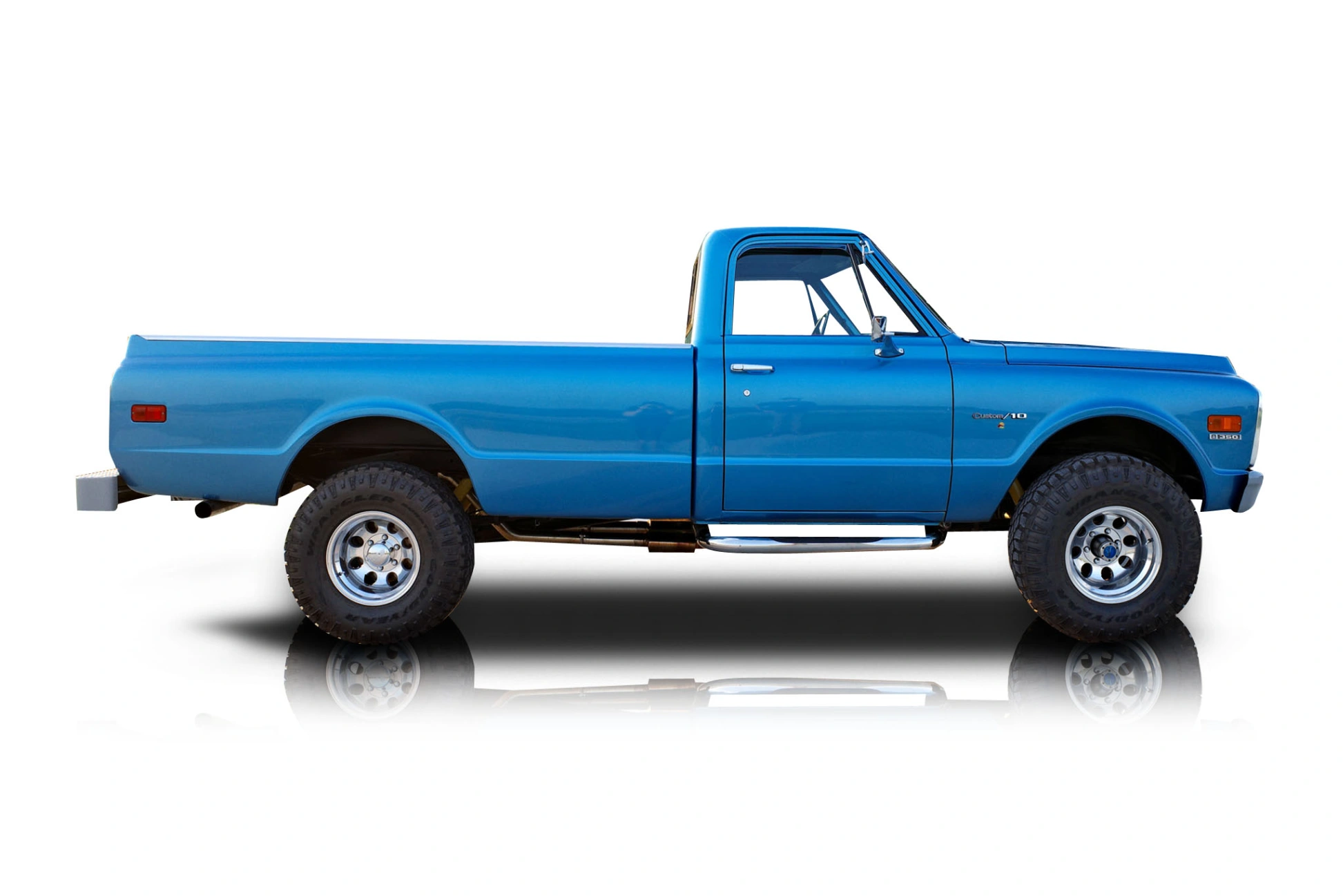 An incredible side shot photo of a Chevrolet K10 that you should buy.