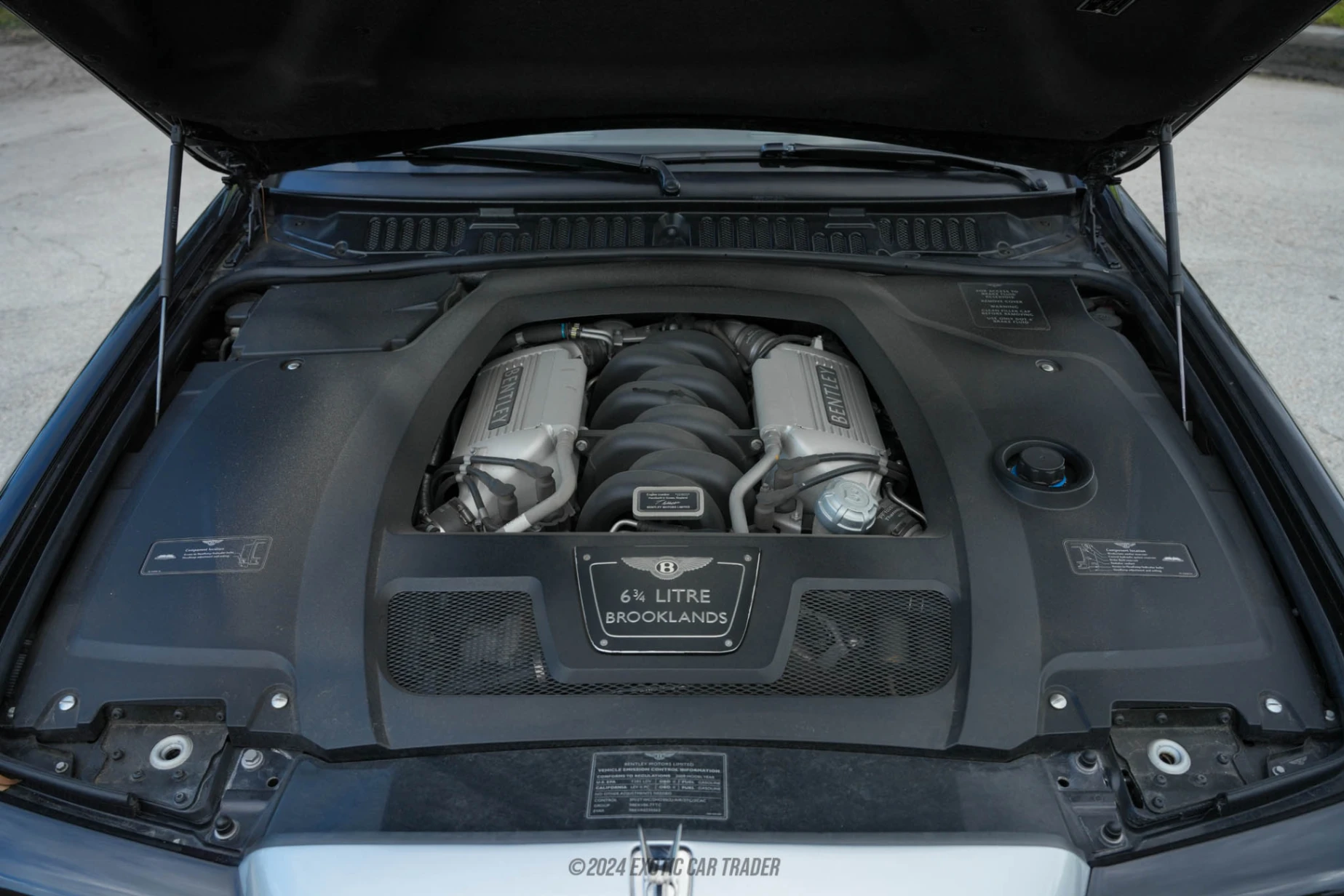 2009 Bentley Brooklands - Engine Photo